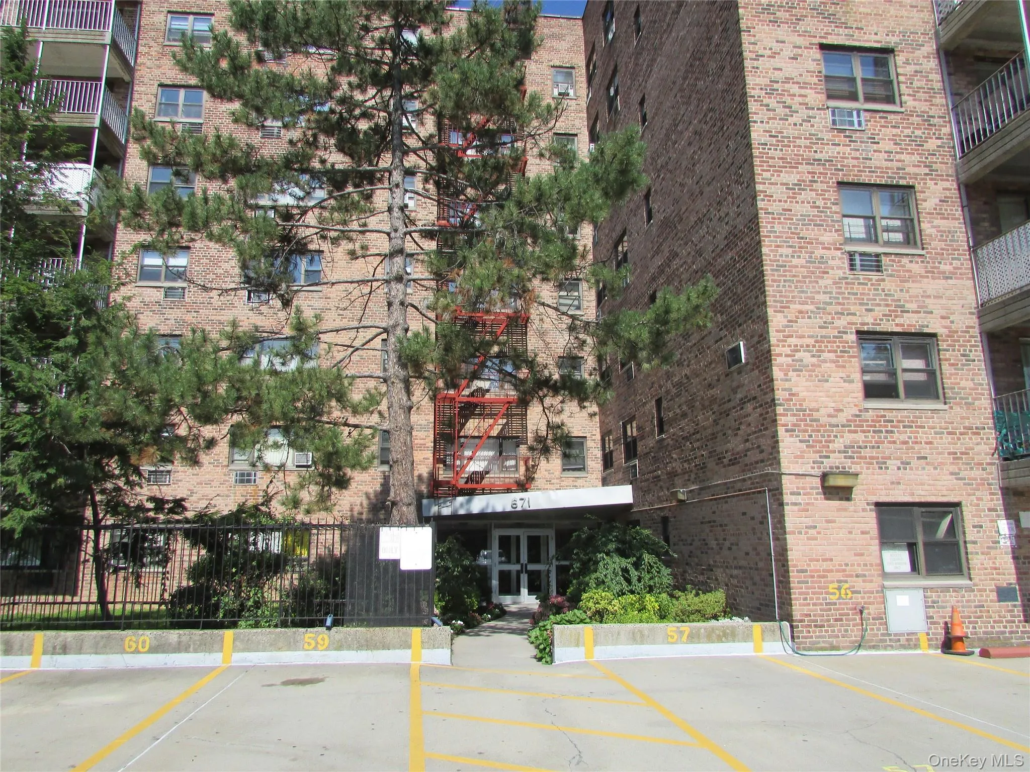 PRE-RENOVATION PHOTO. PRE-RENOVATION PHOTO.