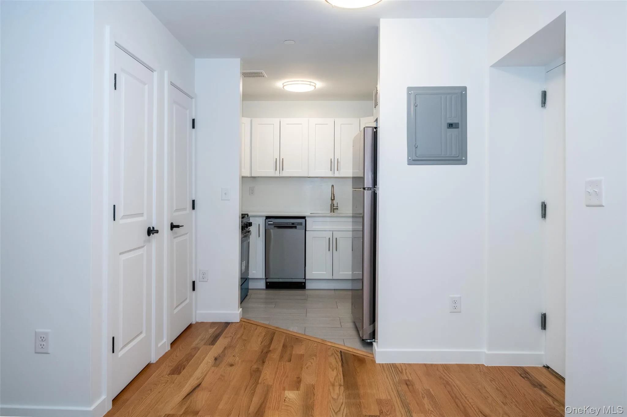 671 Bronx River Road, Yonkers, NY, 1 Bedroom Bedrooms, 3 Rooms Rooms,1 BathroomBathrooms,Residential,For Rent,Bronx River,0,991650 671 Bronx River Road, Yonkers, NY, 1 Bedroom Bedrooms, 3 Rooms Rooms,1 BathroomBathrooms,Residential,For Rent,Bronx River,0,991650