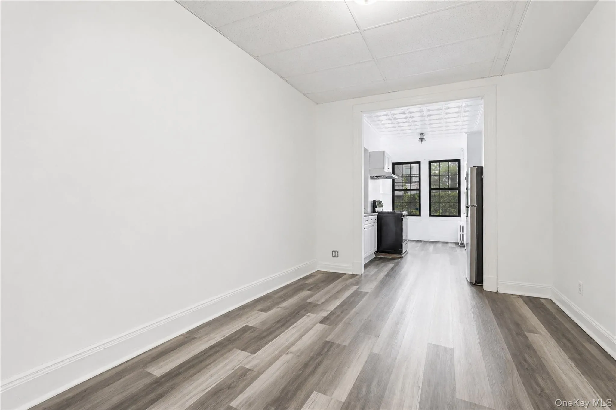71-60 69th Place, New York, NY, 2 Bedrooms Bedrooms, 4 Rooms Rooms,1 BathroomBathrooms,Residential Lease,For Rent,69th,0,991660 71-60 69th Place, New York, NY, 2 Bedrooms Bedrooms, 4 Rooms Rooms,1 BathroomBathrooms,Residential Lease,For Rent,69th,0,991660