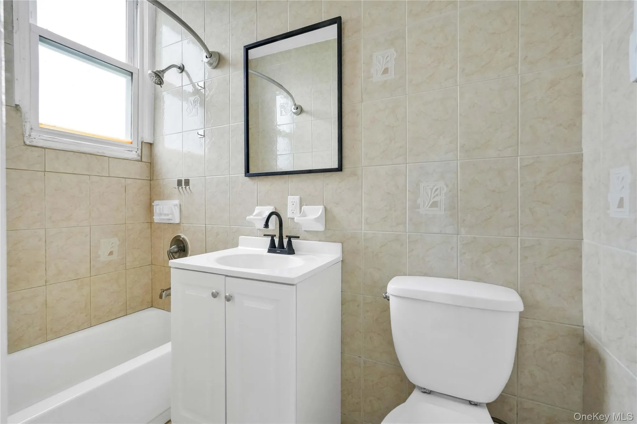 71-60 69th Place, New York, NY, 2 Bedrooms Bedrooms, 4 Rooms Rooms,1 BathroomBathrooms,Residential Lease,For Rent,69th,0,991660 71-60 69th Place, New York, NY, 2 Bedrooms Bedrooms, 4 Rooms Rooms,1 BathroomBathrooms,Residential Lease,For Rent,69th,0,991660