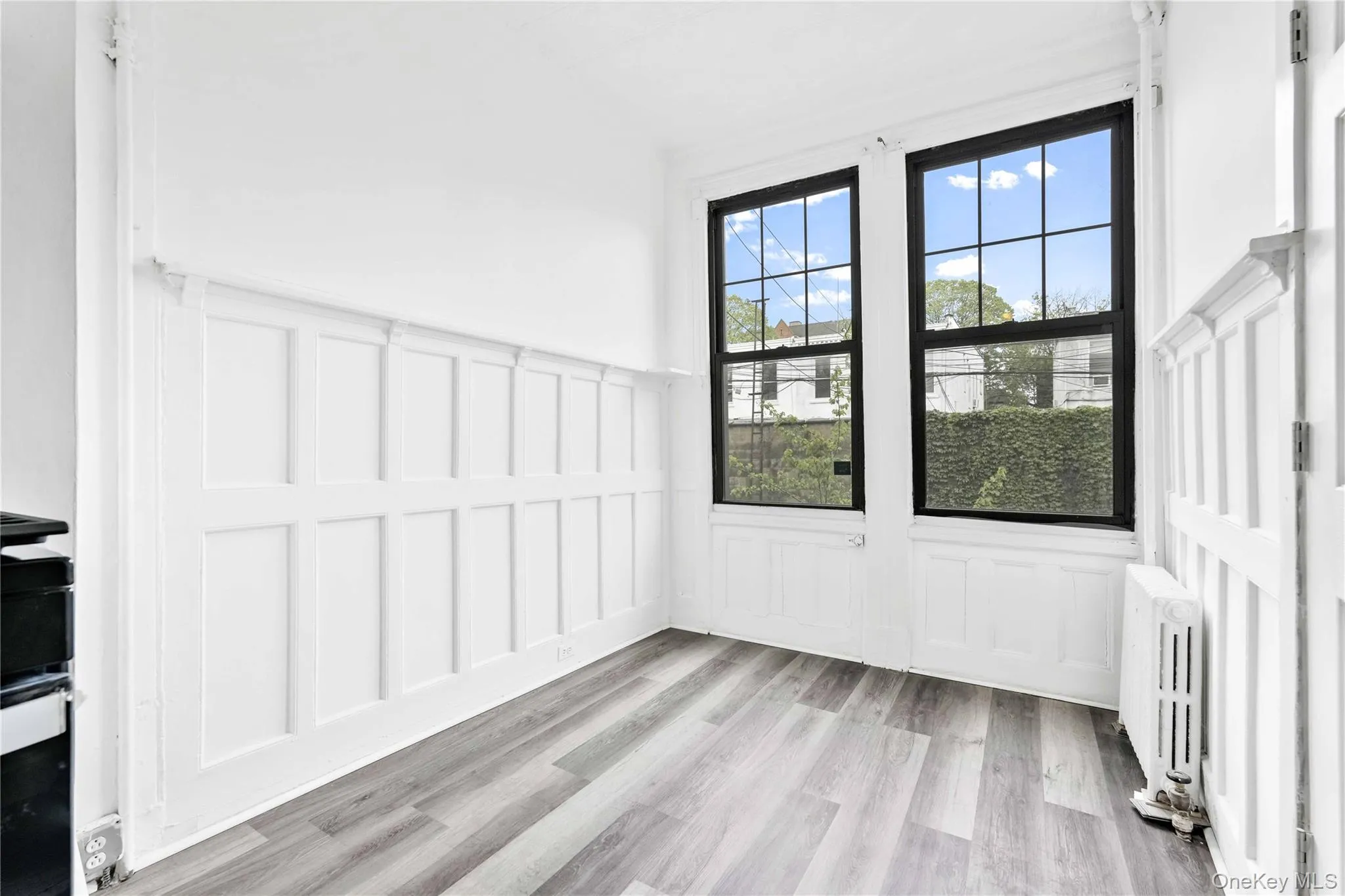 71-60 69th Place, New York, NY, 2 Bedrooms Bedrooms, 4 Rooms Rooms,1 BathroomBathrooms,Residential Lease,For Rent,69th,0,991660 71-60 69th Place, New York, NY, 2 Bedrooms Bedrooms, 4 Rooms Rooms,1 BathroomBathrooms,Residential Lease,For Rent,69th,0,991660