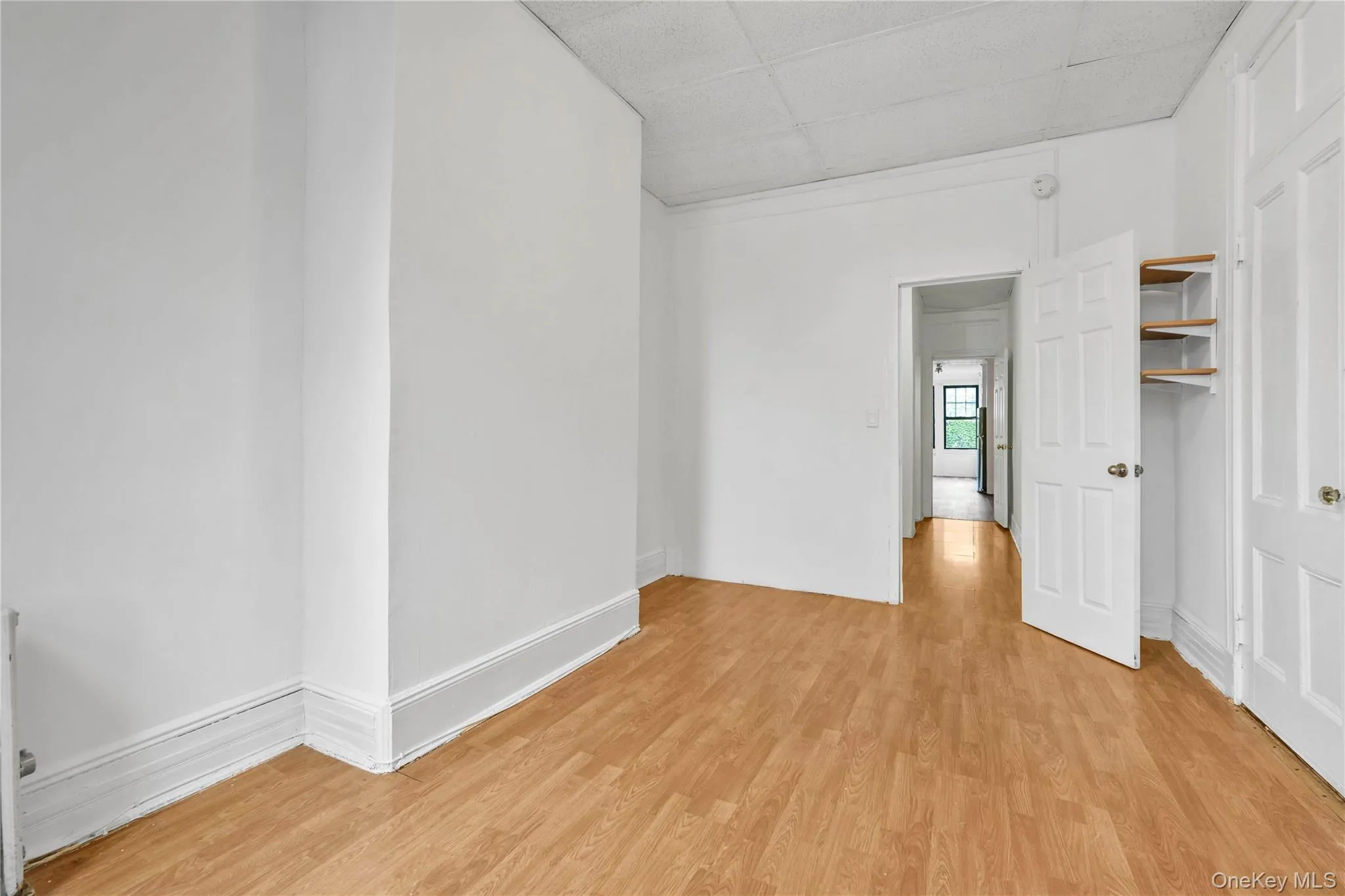 71-60 69th Place, New York, NY, 2 Bedrooms Bedrooms, 4 Rooms Rooms,1 BathroomBathrooms,Residential Lease,For Rent,69th,0,991660 71-60 69th Place, New York, NY, 2 Bedrooms Bedrooms, 4 Rooms Rooms,1 BathroomBathrooms,Residential Lease,For Rent,69th,0,991660