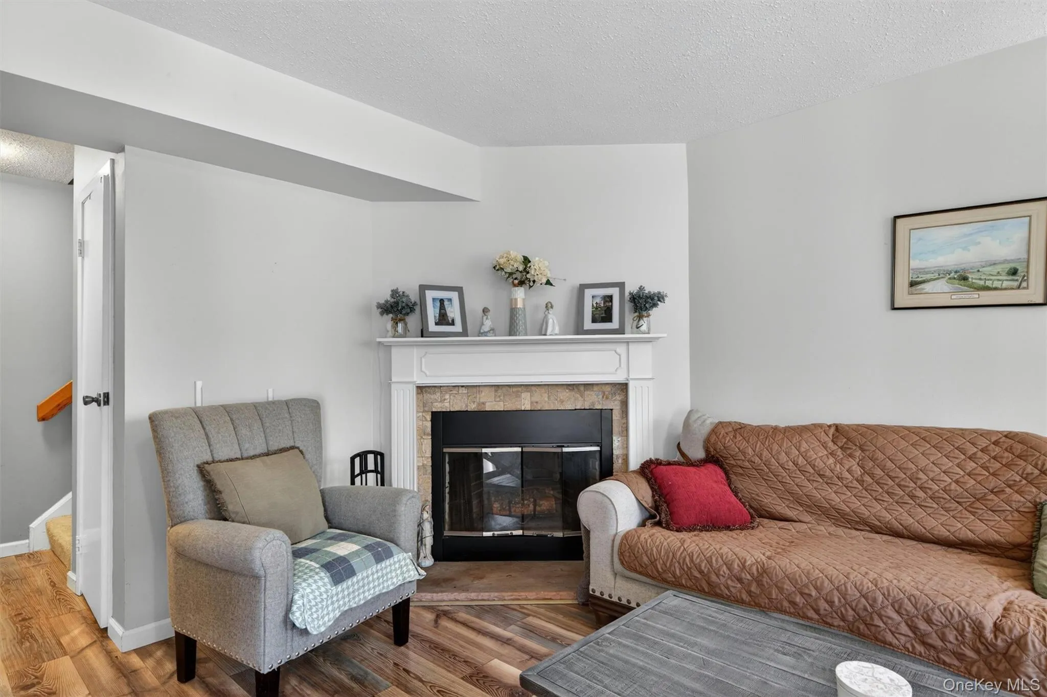 1208 Whispering Hills, Chester Town, NY, 2 Bedrooms Bedrooms, 5 Rooms Rooms,1 BathroomBathrooms,Residential Lease,For Rent,Whispering,0,991667 1208 Whispering Hills, Chester Town, NY, 2 Bedrooms Bedrooms, 5 Rooms Rooms,1 BathroomBathrooms,Residential Lease,For Rent,Whispering,0,991667