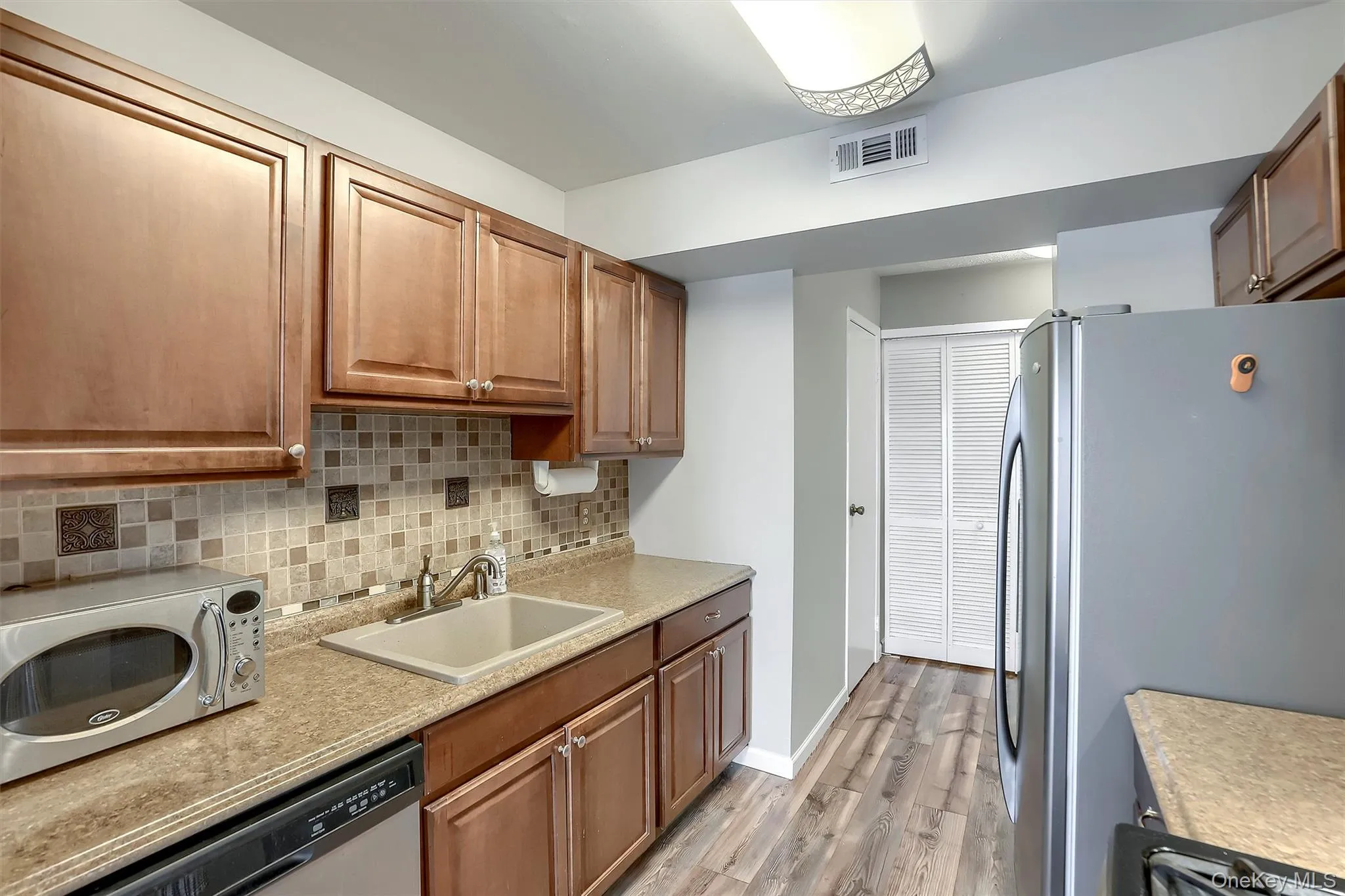 1208 Whispering Hills, Chester Town, NY, 2 Bedrooms Bedrooms, 5 Rooms Rooms,1 BathroomBathrooms,Residential Lease,For Rent,Whispering,0,991667 1208 Whispering Hills, Chester Town, NY, 2 Bedrooms Bedrooms, 5 Rooms Rooms,1 BathroomBathrooms,Residential Lease,For Rent,Whispering,0,991667
