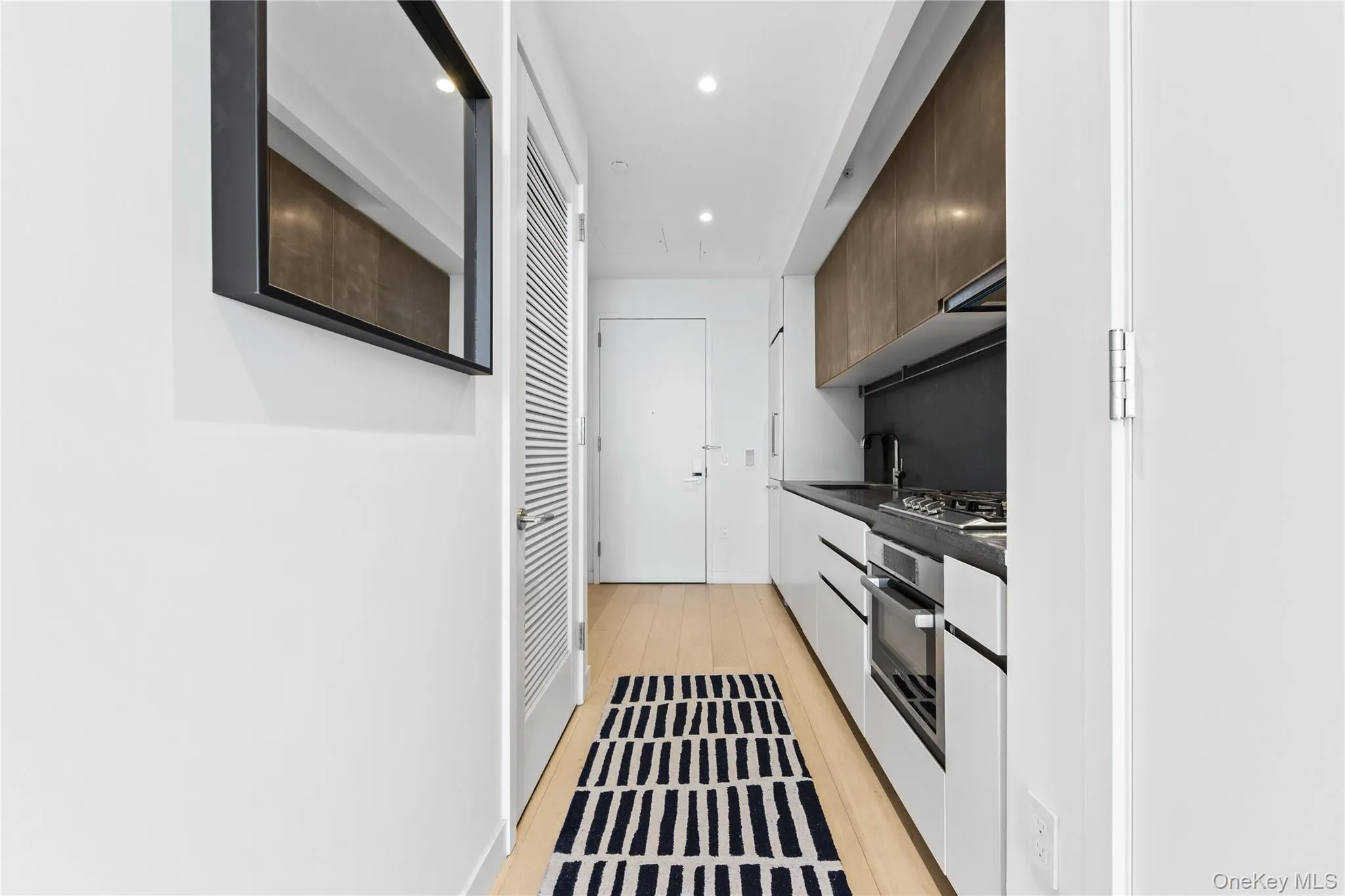 11 Hoyt Street, New York, NY, 3 Rooms Rooms,1 BathroomBathrooms,Residential,For Rent,Hoyt,0,991668 11 Hoyt Street, New York, NY, 3 Rooms Rooms,1 BathroomBathrooms,Residential,For Rent,Hoyt,0,991668