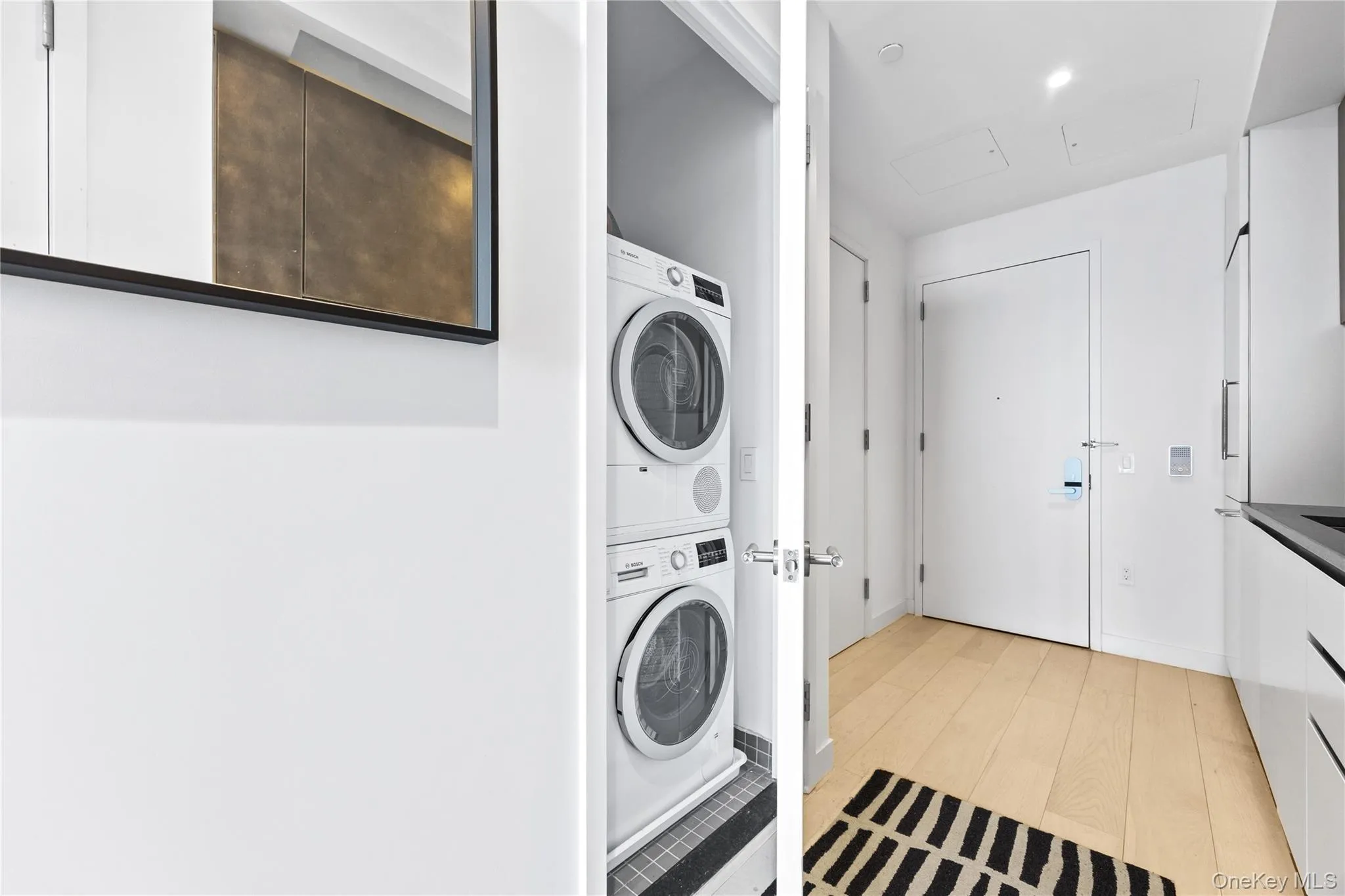 11 Hoyt Street, New York, NY, 3 Rooms Rooms,1 BathroomBathrooms,Residential,For Rent,Hoyt,0,991668 11 Hoyt Street, New York, NY, 3 Rooms Rooms,1 BathroomBathrooms,Residential,For Rent,Hoyt,0,991668