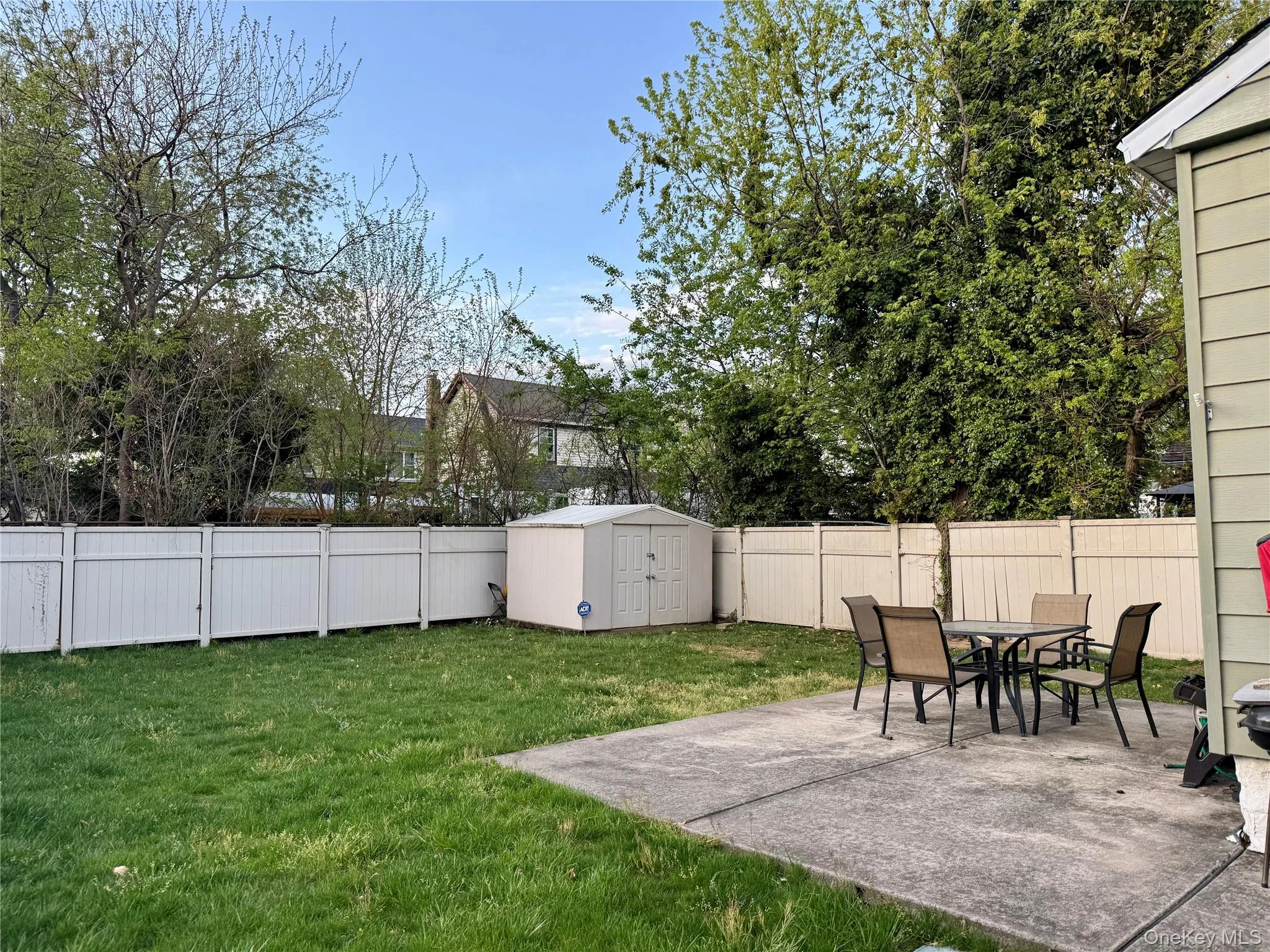 16711 116th Avenue, New York, NY, 2 Bedrooms Bedrooms, 8 Rooms Rooms,2 BathroomsBathrooms,Residential Sale,For Rent,116th,0,991670 16711 116th Avenue, New York, NY, 2 Bedrooms Bedrooms, 8 Rooms Rooms,2 BathroomsBathrooms,Residential Sale,For Rent,116th,0,991670