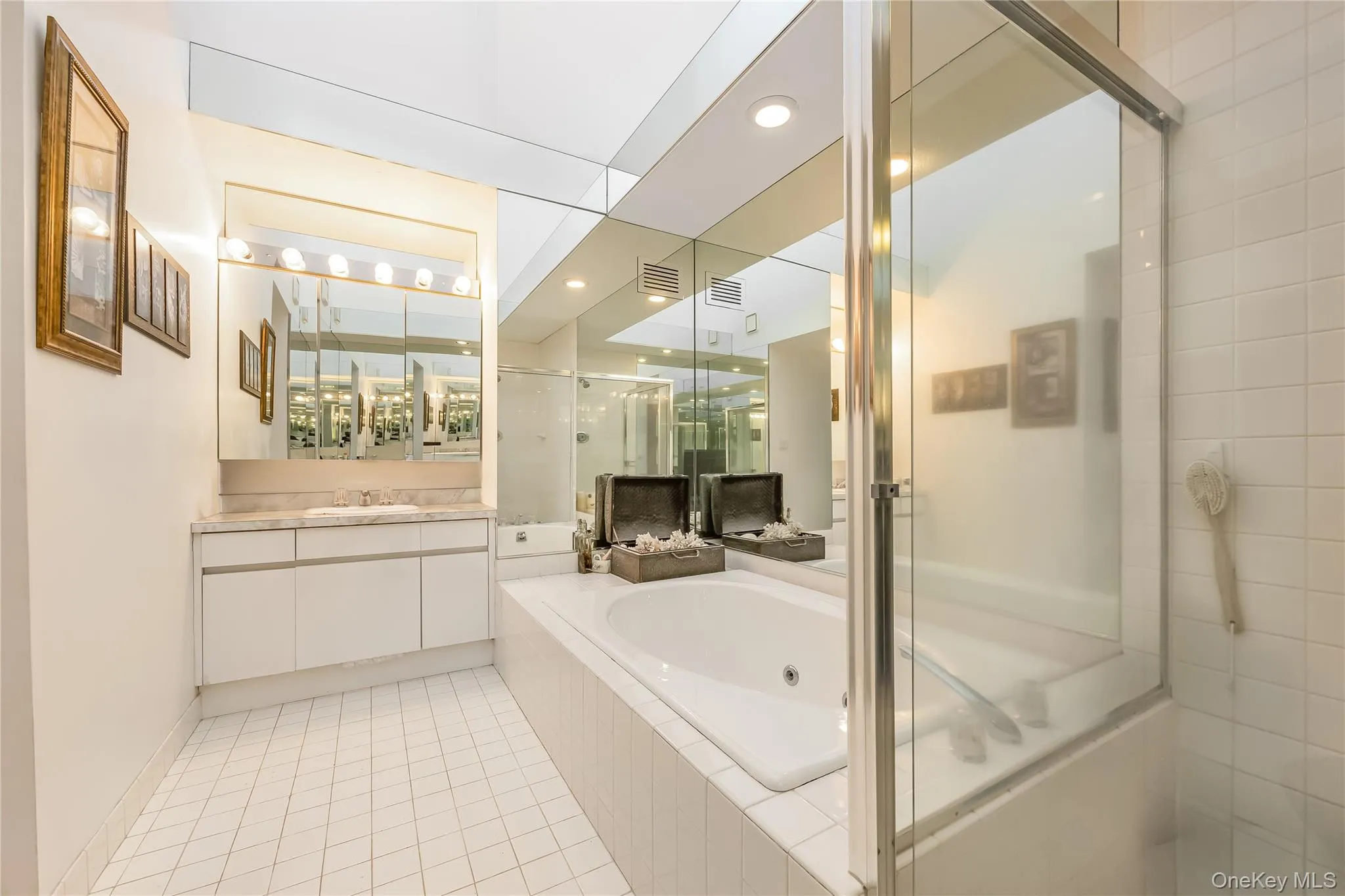 71 Eagle Chase, Oyster Bay, NY, 3 Bedrooms Bedrooms, 7 Rooms Rooms,2 BathroomsBathrooms,Residential,For Rent,Eagle Chase,0,991676 71 Eagle Chase, Oyster Bay, NY, 3 Bedrooms Bedrooms, 7 Rooms Rooms,2 BathroomsBathrooms,Residential,For Rent,Eagle Chase,0,991676