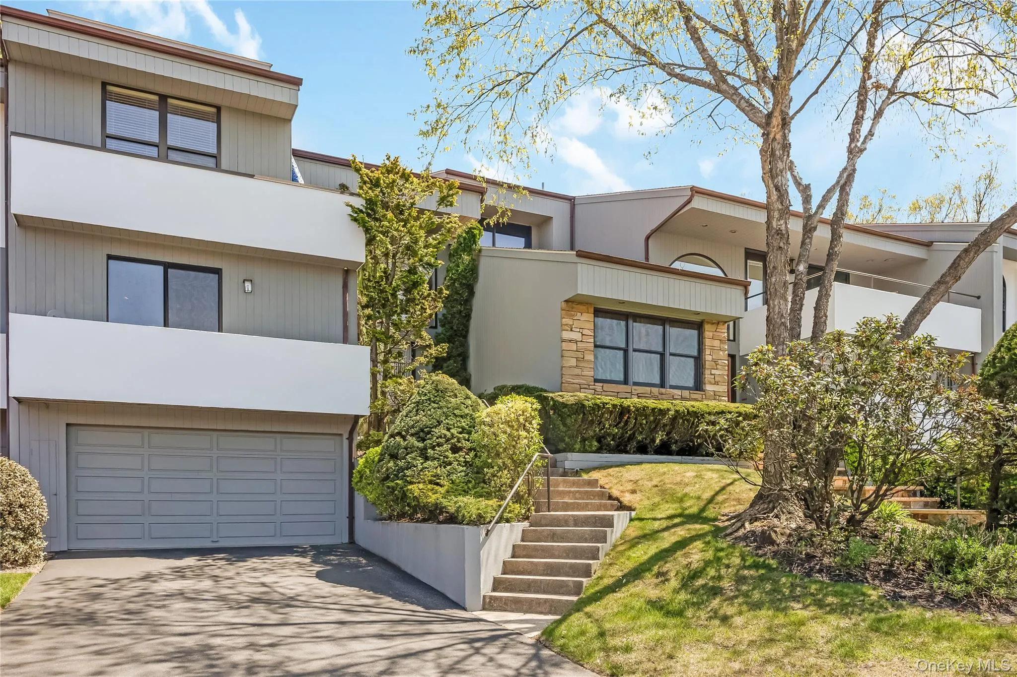 71 Eagle Chase, Oyster Bay, NY, 3 Bedrooms Bedrooms, 7 Rooms Rooms,2 BathroomsBathrooms,Residential,For Rent,Eagle Chase,0,991676 71 Eagle Chase, Oyster Bay, NY, 3 Bedrooms Bedrooms, 7 Rooms Rooms,2 BathroomsBathrooms,Residential,For Rent,Eagle Chase,0,991676