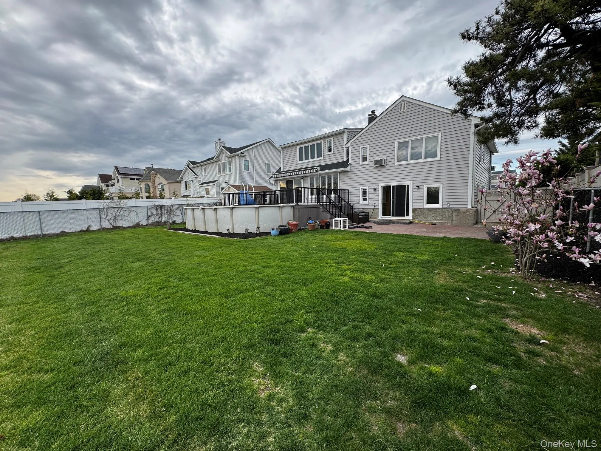 3544 Woodward Street, Hempstead, NY, 5 Bedrooms Bedrooms, 9 Rooms Rooms,3 BathroomsBathrooms,Residential Lease,For Rent,Woodward,0,991699 3544 Woodward Street, Hempstead, NY, 5 Bedrooms Bedrooms, 9 Rooms Rooms,3 BathroomsBathrooms,Residential Lease,For Rent,Woodward,0,991699