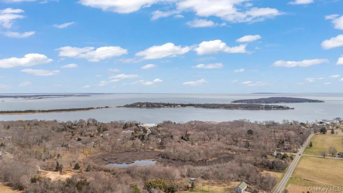 5 Marc Street, Shelter Island, NY, 4 Bedrooms Bedrooms, 8 Rooms Rooms,3 BathroomsBathrooms,Residential Sale,For Rent,Marc,0,991700 5 Marc Street, Shelter Island, NY, 4 Bedrooms Bedrooms, 8 Rooms Rooms,3 BathroomsBathrooms,Residential Sale,For Rent,Marc,0,991700