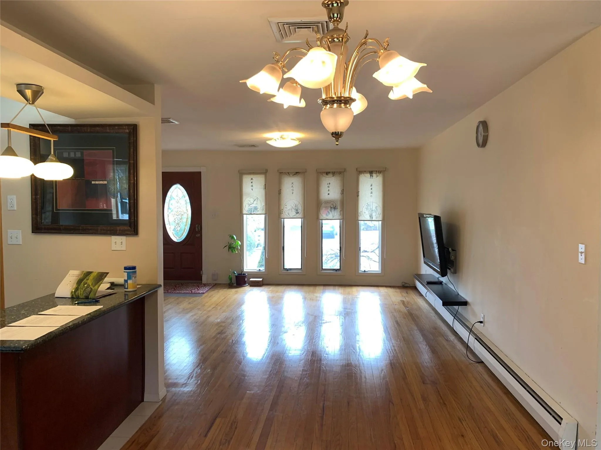 29 Martin Place, Oyster Bay, NY, 3 Bedrooms Bedrooms, 8 Rooms Rooms,2 BathroomsBathrooms,Residential Lease,For Rent,Martin,0,991709 29 Martin Place, Oyster Bay, NY, 3 Bedrooms Bedrooms, 8 Rooms Rooms,2 BathroomsBathrooms,Residential Lease,For Rent,Martin,0,991709