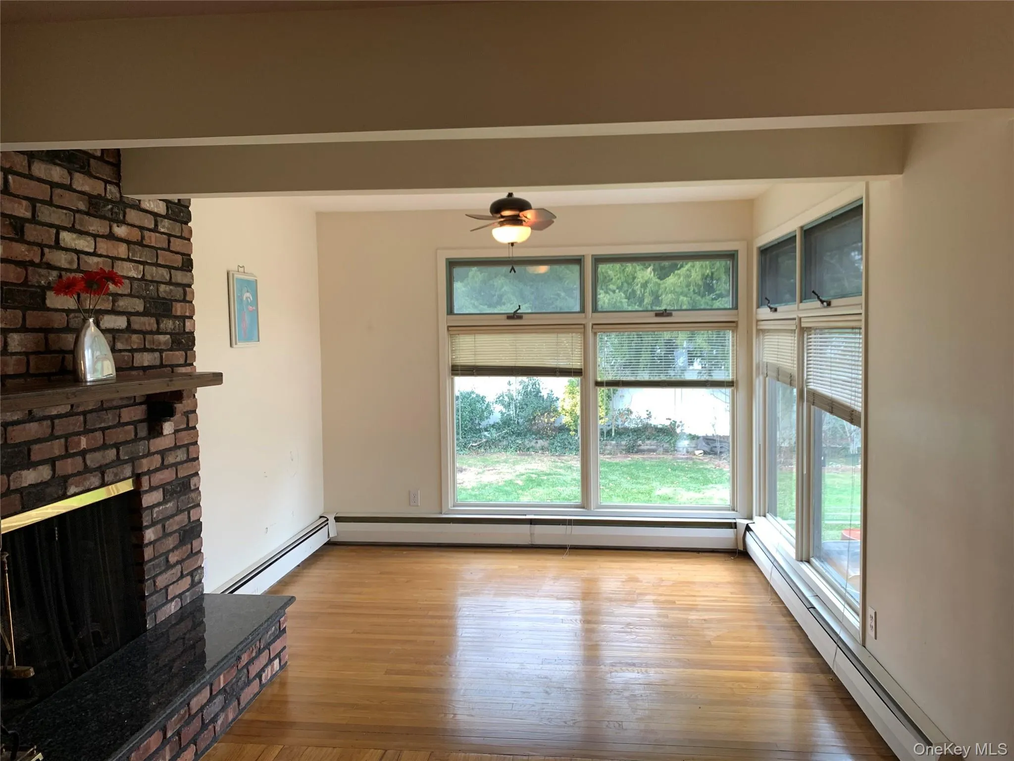 29 Martin Place, Oyster Bay, NY, 3 Bedrooms Bedrooms, 8 Rooms Rooms,2 BathroomsBathrooms,Residential Lease,For Rent,Martin,0,991709 29 Martin Place, Oyster Bay, NY, 3 Bedrooms Bedrooms, 8 Rooms Rooms,2 BathroomsBathrooms,Residential Lease,For Rent,Martin,0,991709