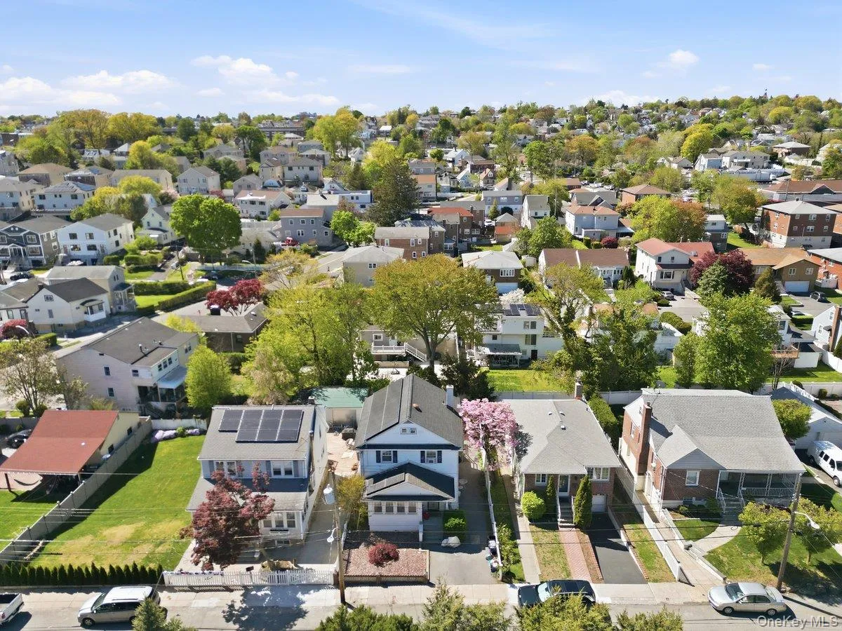 7 Byron Avenue, Yonkers, NY, 4 Bedrooms Bedrooms, 12 Rooms Rooms,3 BathroomsBathrooms,Residential,For Rent,Byron,0,991710 7 Byron Avenue, Yonkers, NY, 4 Bedrooms Bedrooms, 12 Rooms Rooms,3 BathroomsBathrooms,Residential,For Rent,Byron,0,991710