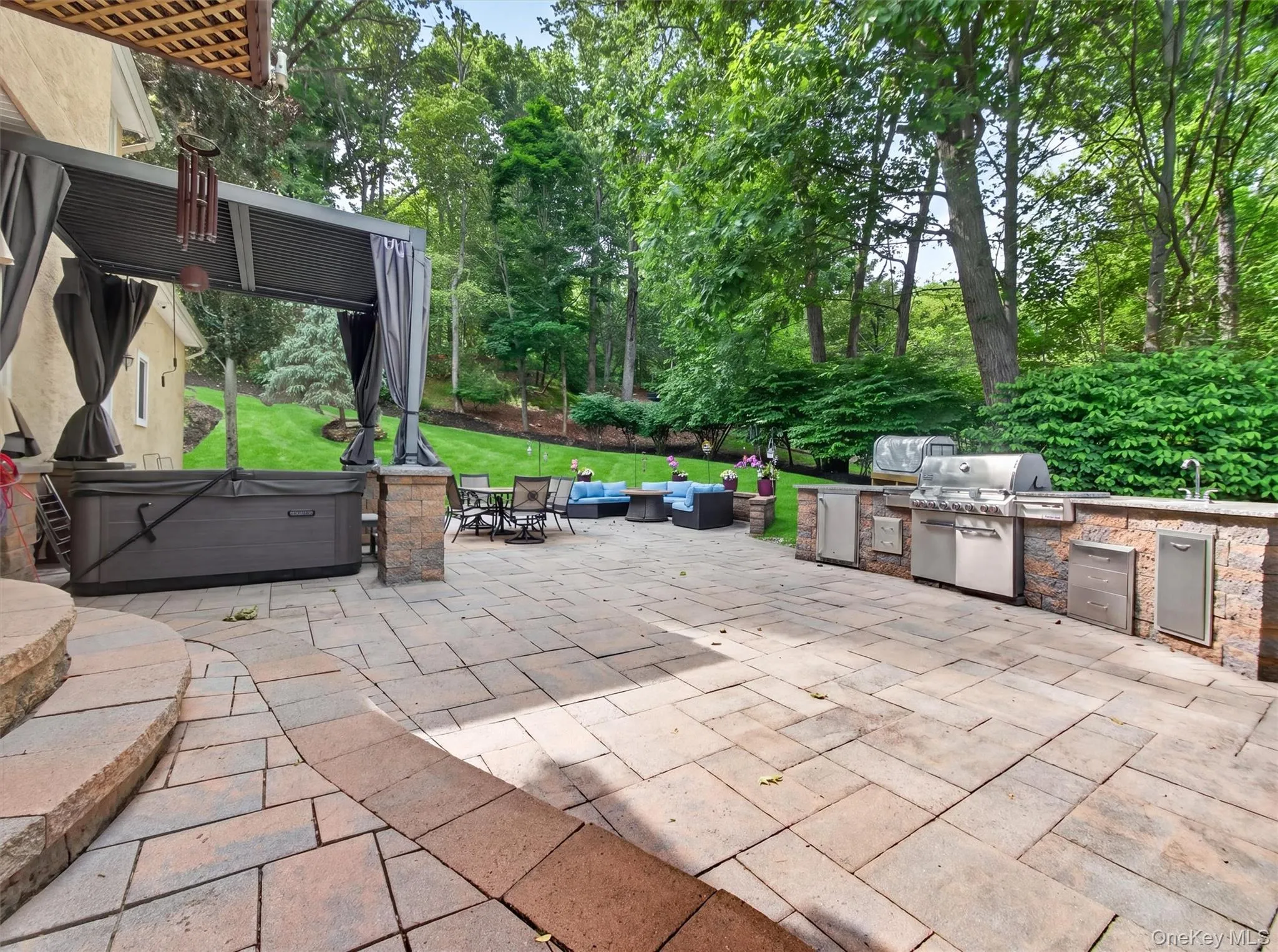 2 Running Brook Lane, Clarkstown, NY, 5 Bedrooms Bedrooms, 18 Rooms Rooms,5 BathroomsBathrooms,Residential,For Rent,Running Brook,0,991748 2 Running Brook Lane, Clarkstown, NY, 5 Bedrooms Bedrooms, 18 Rooms Rooms,5 BathroomsBathrooms,Residential,For Rent,Running Brook,0,991748
