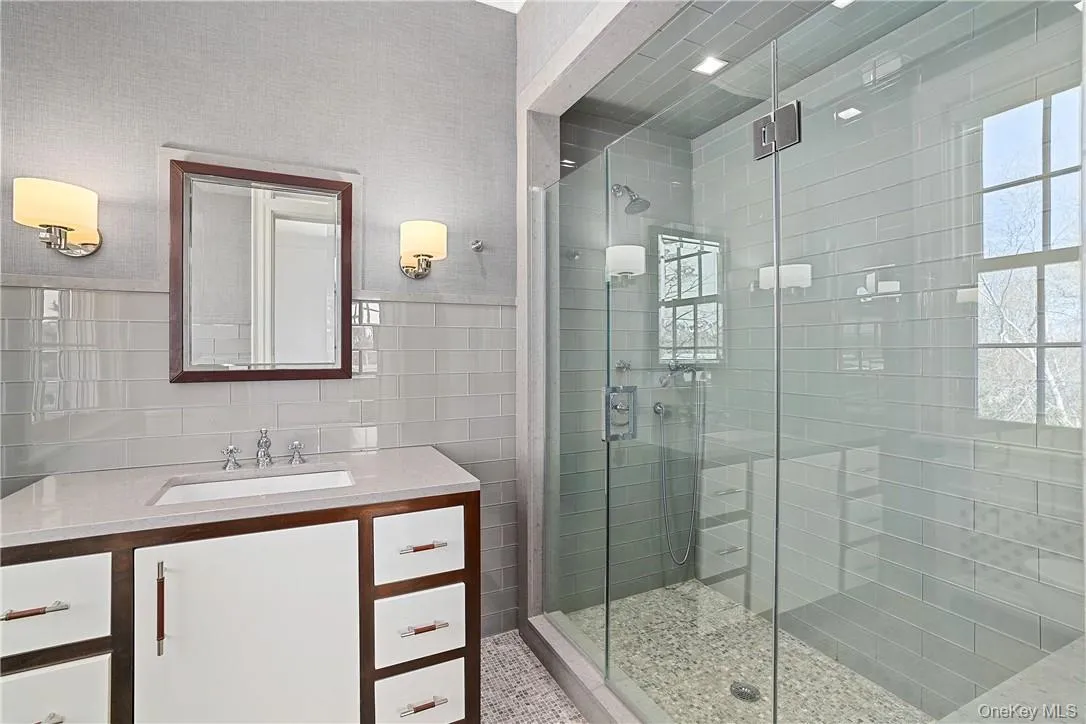 Ensuite Bathroom Ensuite Bathroom