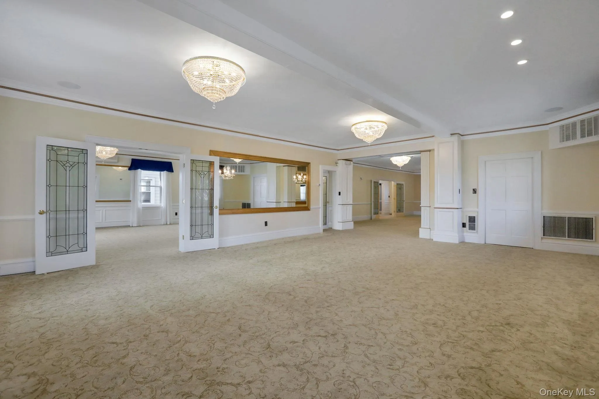 411 Albany Avenue, Kingston, NY, 4 Bedrooms Bedrooms, 15 Rooms Rooms,3 BathroomsBathrooms,Residential,For Rent,Albany,0,991752 411 Albany Avenue, Kingston, NY, 4 Bedrooms Bedrooms, 15 Rooms Rooms,3 BathroomsBathrooms,Residential,For Rent,Albany,0,991752
