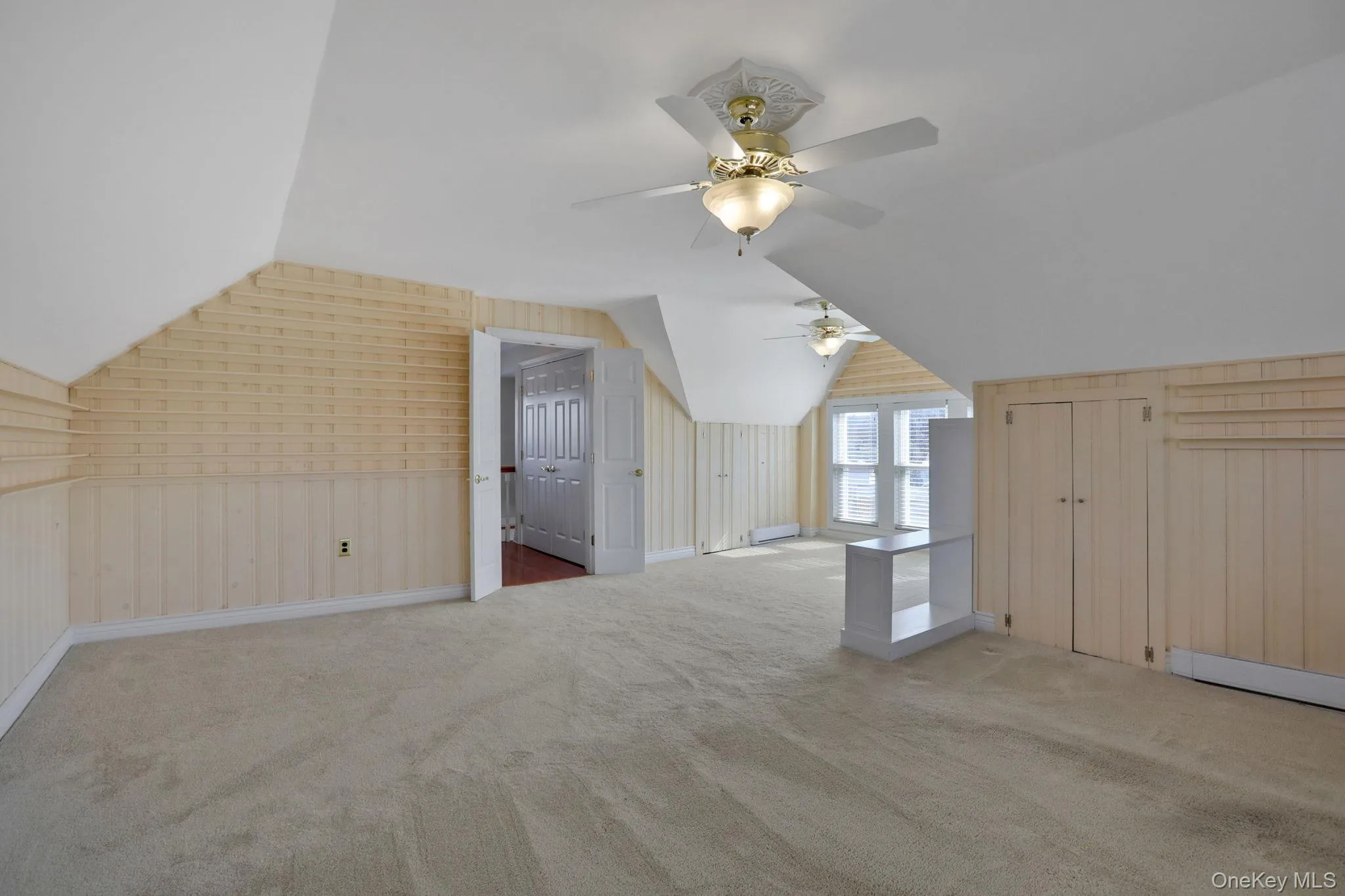411 Albany Avenue, Kingston, NY, 4 Bedrooms Bedrooms, 15 Rooms Rooms,3 BathroomsBathrooms,Residential,For Rent,Albany,0,991752 411 Albany Avenue, Kingston, NY, 4 Bedrooms Bedrooms, 15 Rooms Rooms,3 BathroomsBathrooms,Residential,For Rent,Albany,0,991752