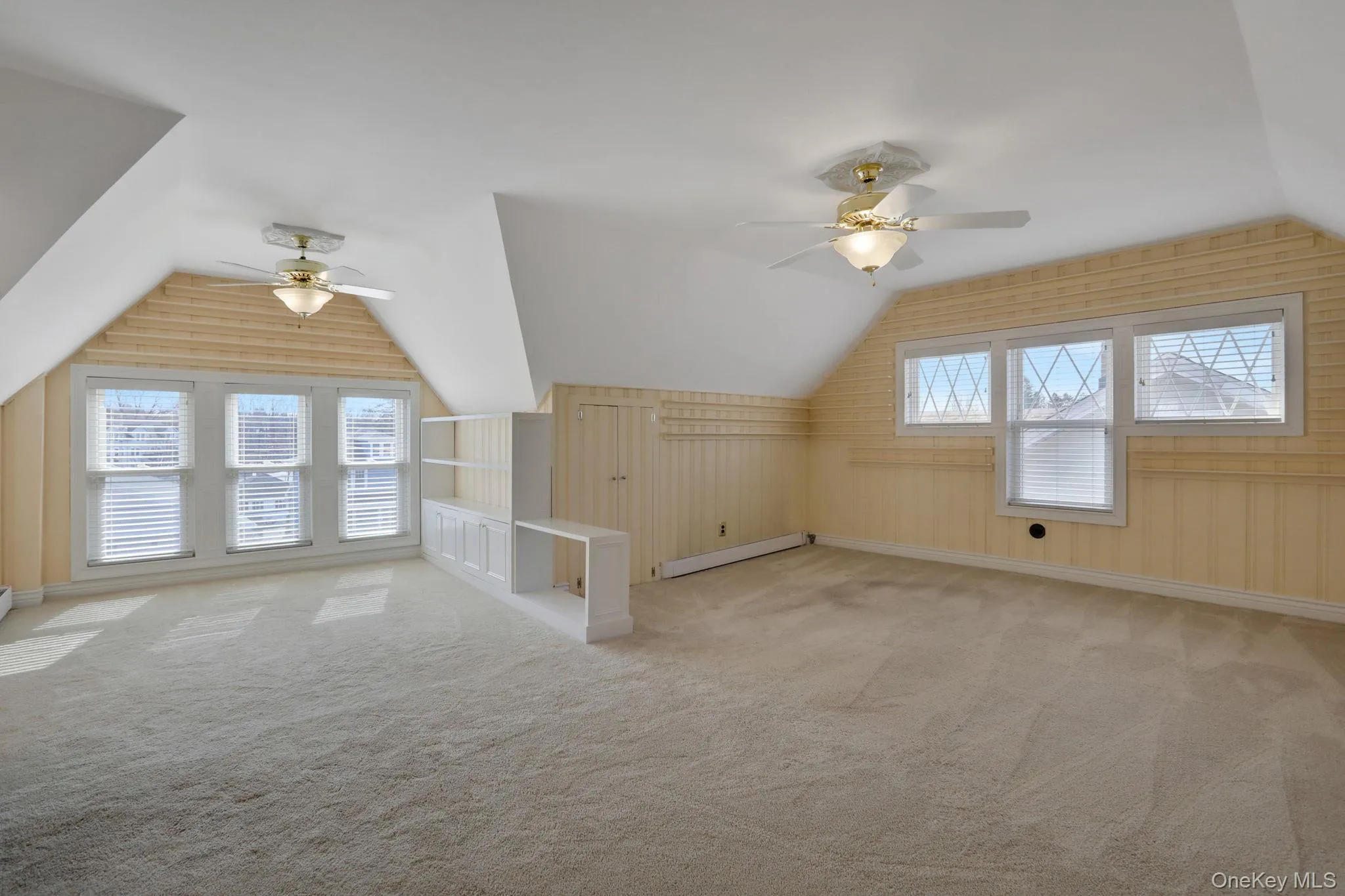 411 Albany Avenue, Kingston, NY, 4 Bedrooms Bedrooms, 15 Rooms Rooms,3 BathroomsBathrooms,Residential,For Rent,Albany,0,991752 411 Albany Avenue, Kingston, NY, 4 Bedrooms Bedrooms, 15 Rooms Rooms,3 BathroomsBathrooms,Residential,For Rent,Albany,0,991752