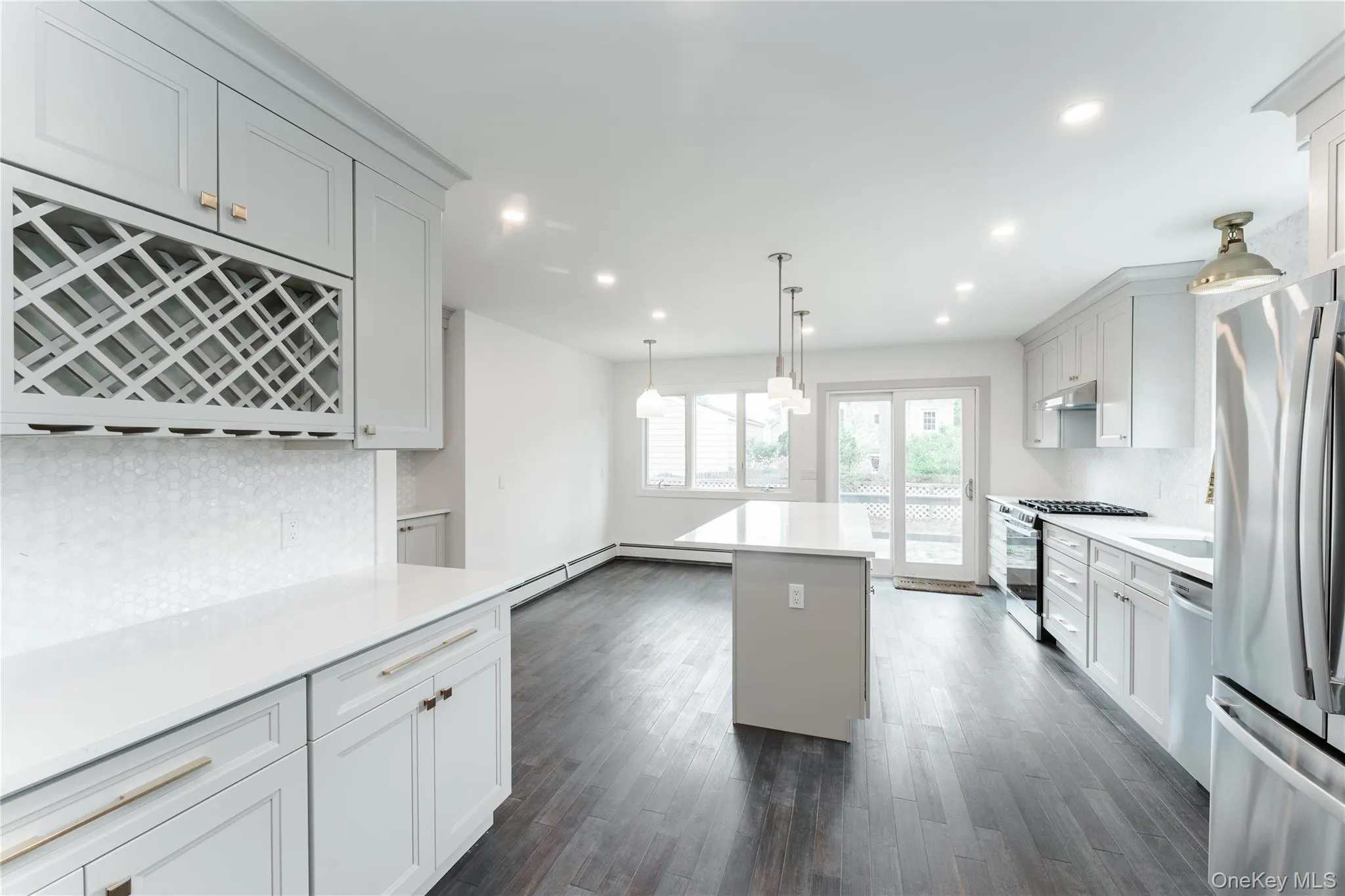 21 Mackey Avenue, North Hempstead, NY, 3 Bedrooms Bedrooms, 7 Rooms Rooms,3 BathroomsBathrooms,Residential,For Rent,Mackey,0,991755 21 Mackey Avenue, North Hempstead, NY, 3 Bedrooms Bedrooms, 7 Rooms Rooms,3 BathroomsBathrooms,Residential,For Rent,Mackey,0,991755