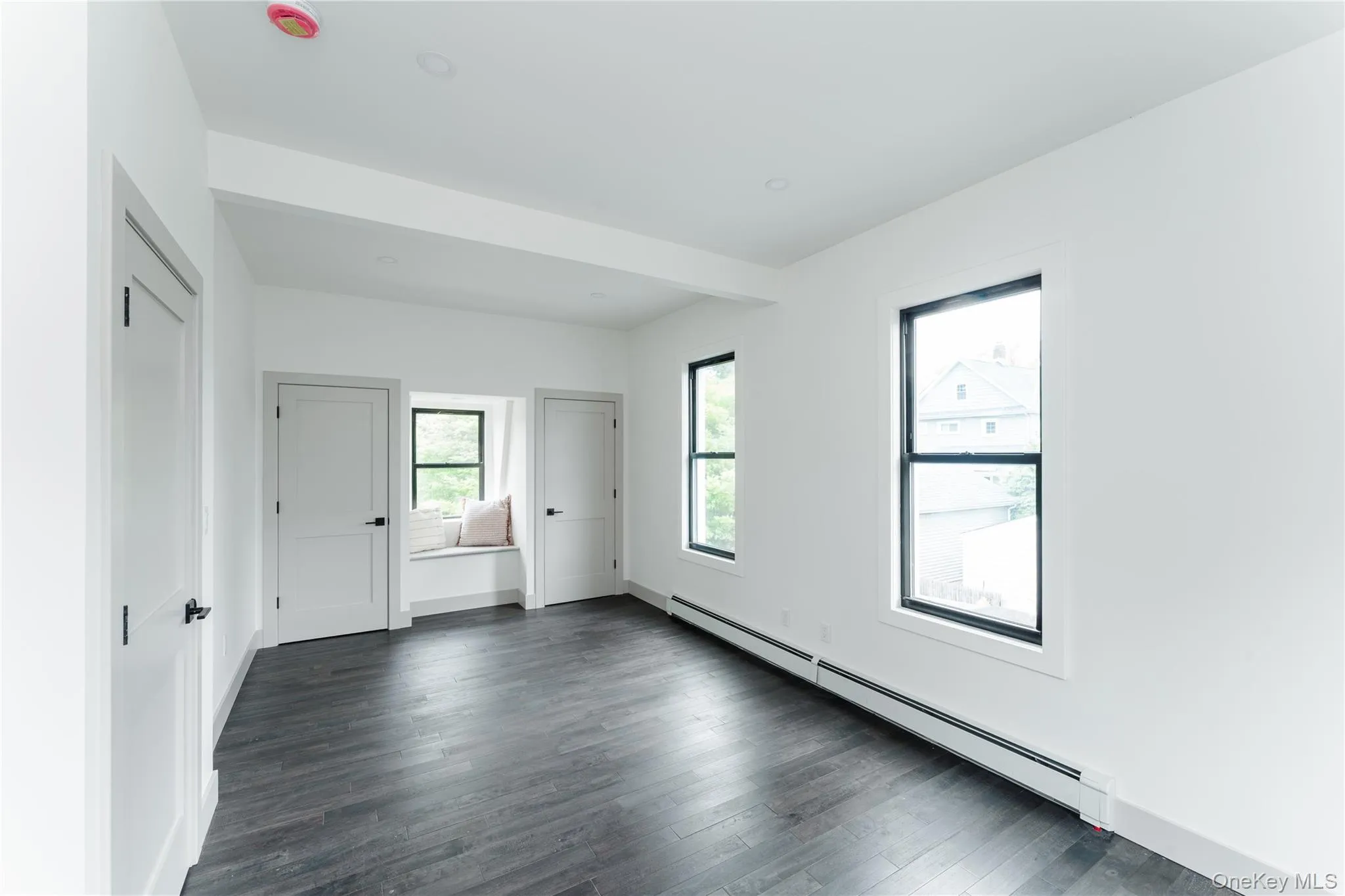 21 Mackey Avenue, North Hempstead, NY, 3 Bedrooms Bedrooms, 7 Rooms Rooms,3 BathroomsBathrooms,Residential,For Rent,Mackey,0,991755 21 Mackey Avenue, North Hempstead, NY, 3 Bedrooms Bedrooms, 7 Rooms Rooms,3 BathroomsBathrooms,Residential,For Rent,Mackey,0,991755