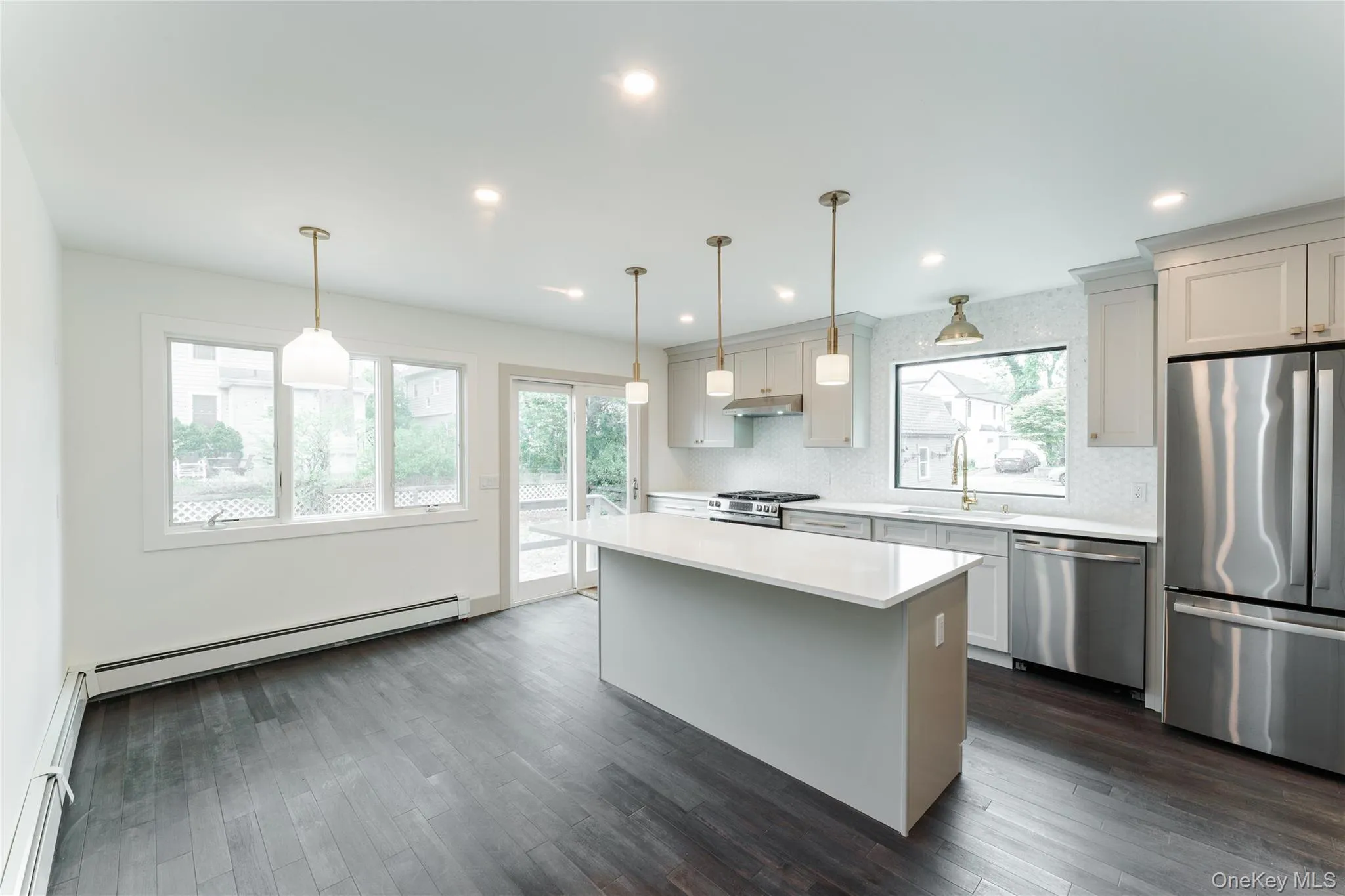 21 Mackey Avenue, North Hempstead, NY, 3 Bedrooms Bedrooms, 7 Rooms Rooms,3 BathroomsBathrooms,Residential,For Rent,Mackey,0,991755 21 Mackey Avenue, North Hempstead, NY, 3 Bedrooms Bedrooms, 7 Rooms Rooms,3 BathroomsBathrooms,Residential,For Rent,Mackey,0,991755