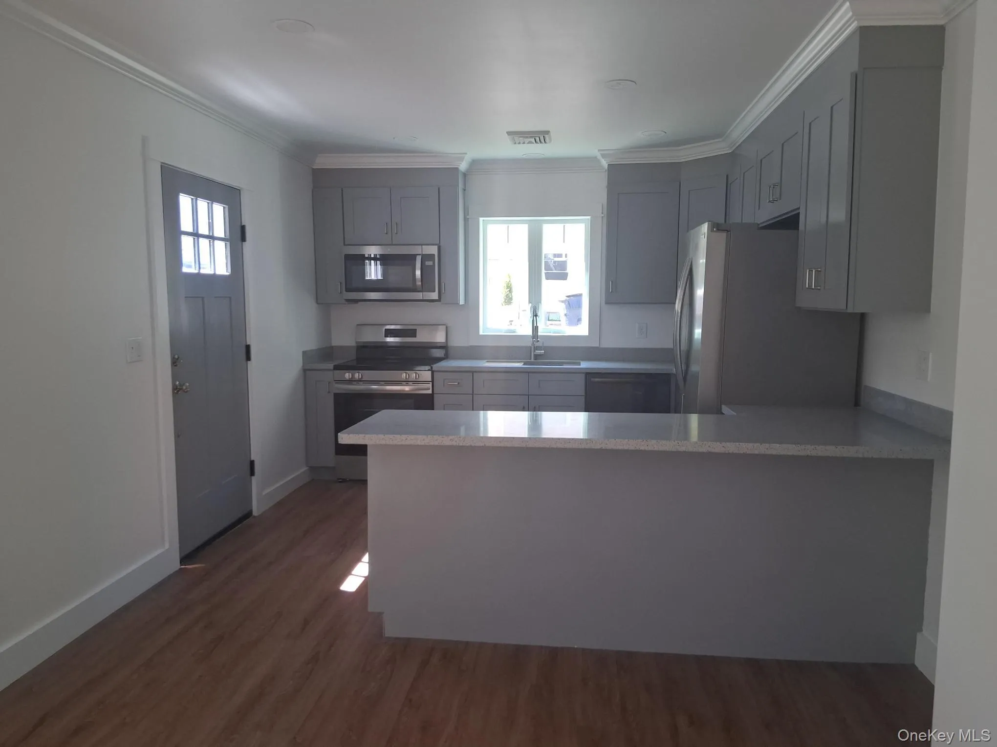 11 Cedar, Hyde Park, NY, 3 Bedrooms Bedrooms, 7 Rooms Rooms,2 BathroomsBathrooms,Residential Lease,For Rent,Cedar,0,991779 11 Cedar, Hyde Park, NY, 3 Bedrooms Bedrooms, 7 Rooms Rooms,2 BathroomsBathrooms,Residential Lease,For Rent,Cedar,0,991779