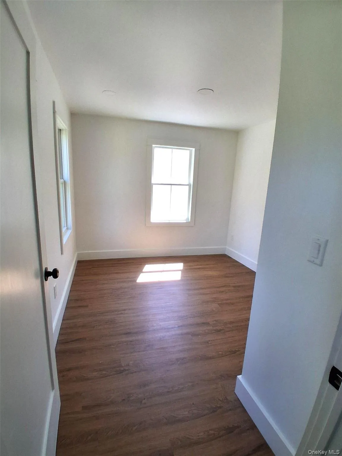 11 Cedar, Hyde Park, NY, 3 Bedrooms Bedrooms, 7 Rooms Rooms,2 BathroomsBathrooms,Residential Lease,For Rent,Cedar,0,991779 11 Cedar, Hyde Park, NY, 3 Bedrooms Bedrooms, 7 Rooms Rooms,2 BathroomsBathrooms,Residential Lease,For Rent,Cedar,0,991779