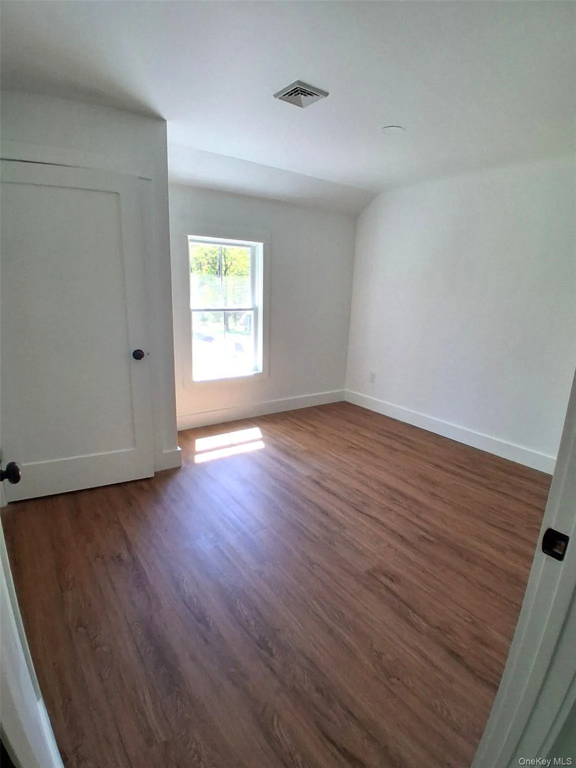 11 Cedar, Hyde Park, NY, 3 Bedrooms Bedrooms, 7 Rooms Rooms,2 BathroomsBathrooms,Residential Lease,For Rent,Cedar,0,991779 11 Cedar, Hyde Park, NY, 3 Bedrooms Bedrooms, 7 Rooms Rooms,2 BathroomsBathrooms,Residential Lease,For Rent,Cedar,0,991779