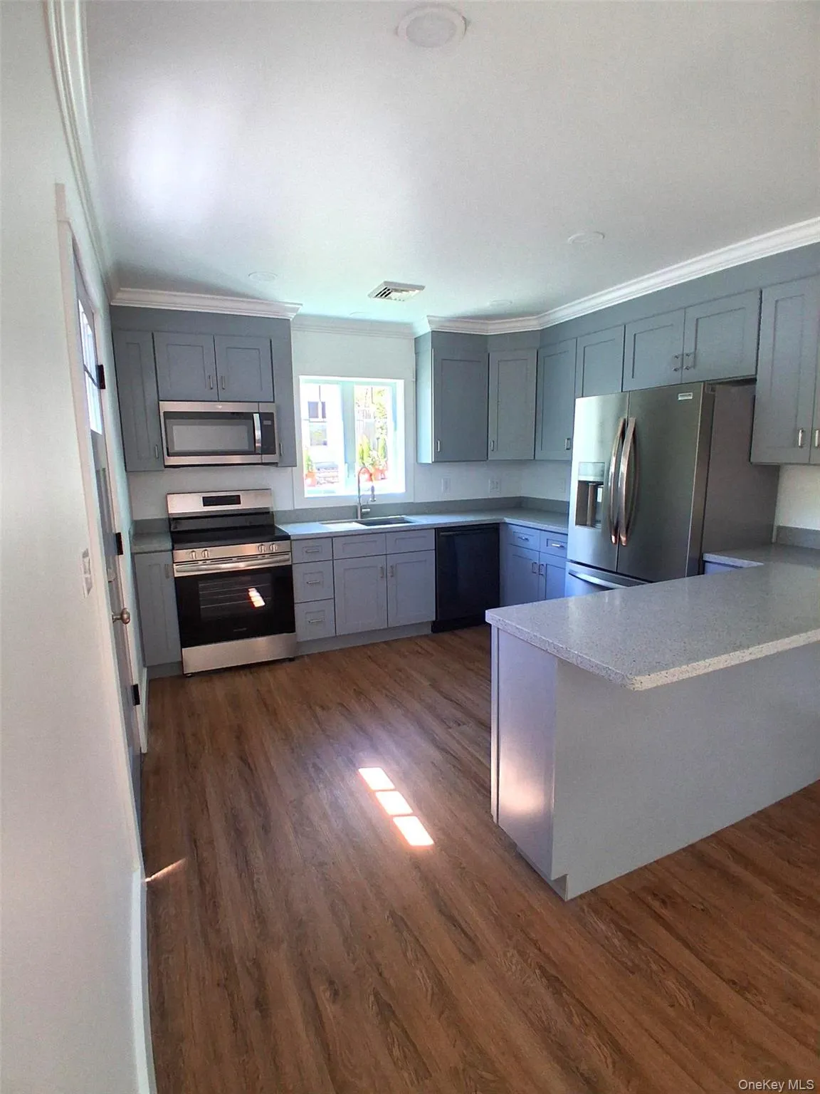 11 Cedar, Hyde Park, NY, 3 Bedrooms Bedrooms, 7 Rooms Rooms,2 BathroomsBathrooms,Residential Lease,For Rent,Cedar,0,991779 11 Cedar, Hyde Park, NY, 3 Bedrooms Bedrooms, 7 Rooms Rooms,2 BathroomsBathrooms,Residential Lease,For Rent,Cedar,0,991779