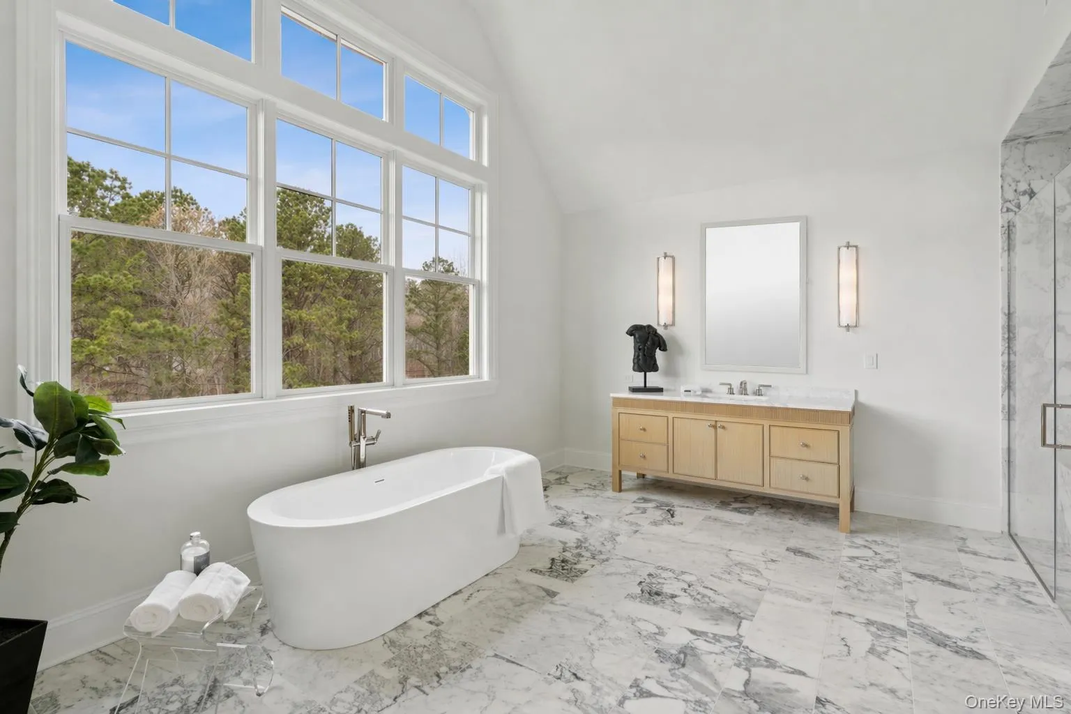 460 Edge Of Woods Road, Southampton, NY, 8 Bedrooms Bedrooms, 30 Rooms Rooms,10 BathroomsBathrooms,Residential,For Rent,Edge Of Woods,0,991792 460 Edge Of Woods Road, Southampton, NY, 8 Bedrooms Bedrooms, 30 Rooms Rooms,10 BathroomsBathrooms,Residential,For Rent,Edge Of Woods,0,991792