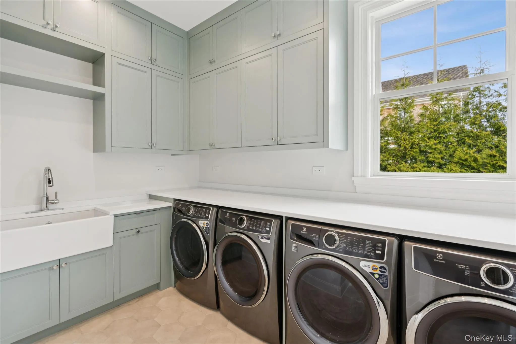 460 Edge Of Woods Road, Southampton, NY, 8 Bedrooms Bedrooms, 30 Rooms Rooms,10 BathroomsBathrooms,Residential,For Rent,Edge Of Woods,0,991792 460 Edge Of Woods Road, Southampton, NY, 8 Bedrooms Bedrooms, 30 Rooms Rooms,10 BathroomsBathrooms,Residential,For Rent,Edge Of Woods,0,991792
