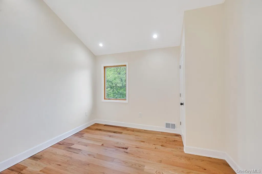 112-01 175 Street, New York, NY, 5 Bedrooms Bedrooms, 10 Rooms Rooms,3 BathroomsBathrooms,Residential,For Rent,175,0,991793 112-01 175 Street, New York, NY, 5 Bedrooms Bedrooms, 10 Rooms Rooms,3 BathroomsBathrooms,Residential,For Rent,175,0,991793