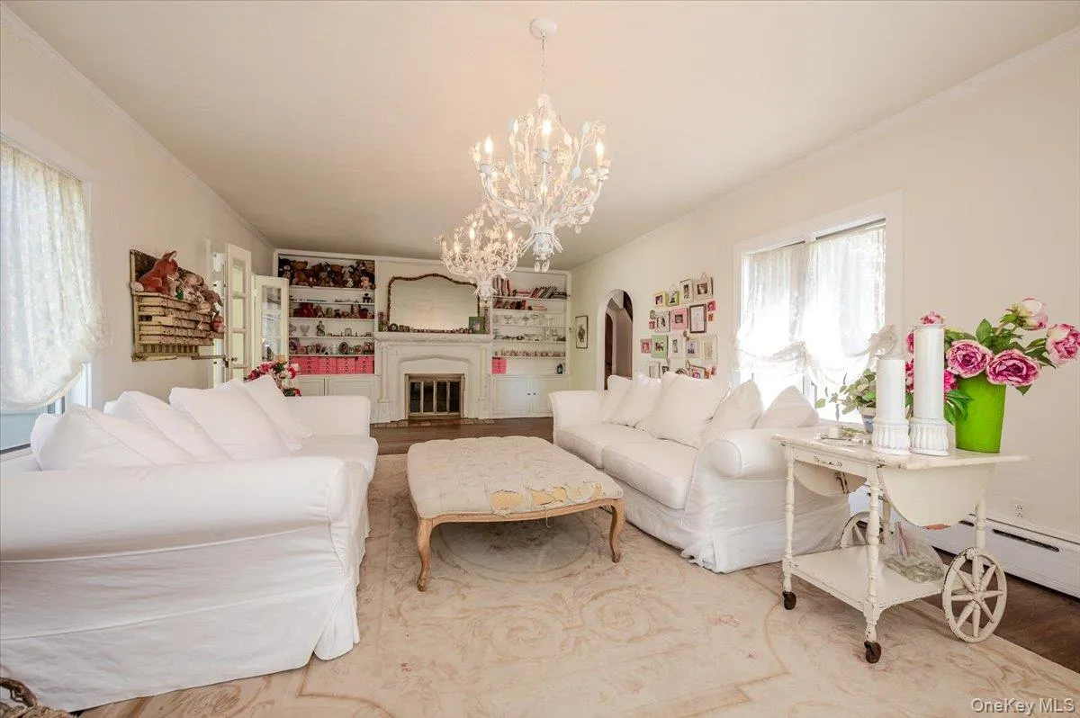 9 South Drive, North Hempstead, NY, 4 Bedrooms Bedrooms, 9 Rooms Rooms,2 BathroomsBathrooms,Residential,For Rent,South,0,991795 9 South Drive, North Hempstead, NY, 4 Bedrooms Bedrooms, 9 Rooms Rooms,2 BathroomsBathrooms,Residential,For Rent,South,0,991795
