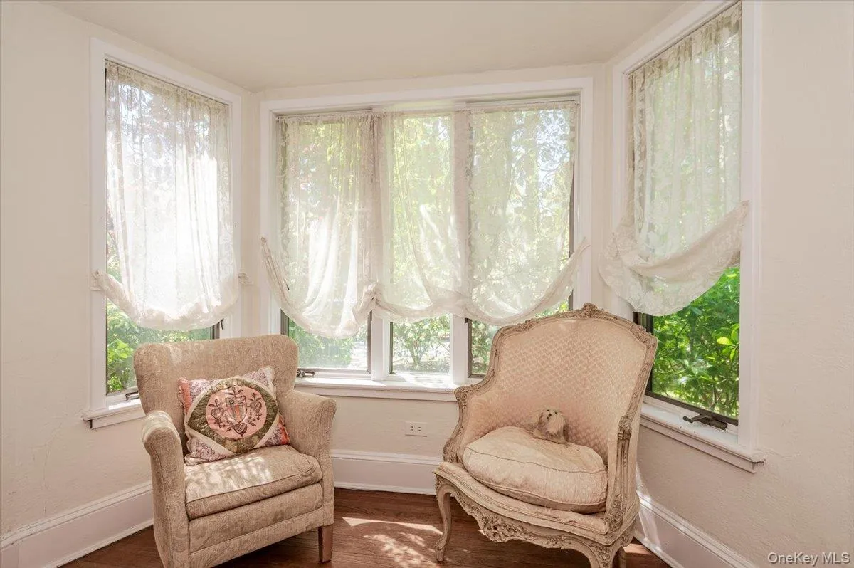 9 South Drive, North Hempstead, NY, 4 Bedrooms Bedrooms, 9 Rooms Rooms,2 BathroomsBathrooms,Residential,For Rent,South,0,991795 9 South Drive, North Hempstead, NY, 4 Bedrooms Bedrooms, 9 Rooms Rooms,2 BathroomsBathrooms,Residential,For Rent,South,0,991795