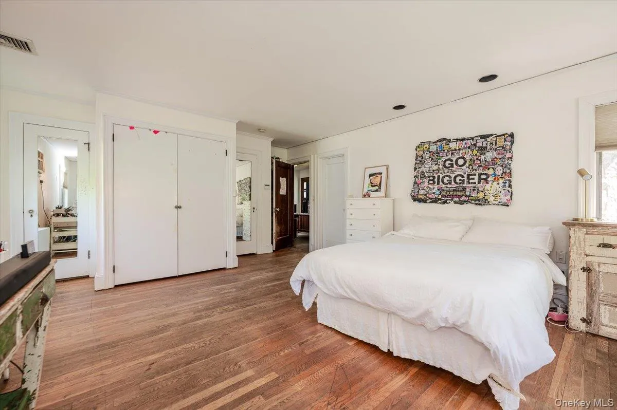 9 South Drive, North Hempstead, NY, 4 Bedrooms Bedrooms, 9 Rooms Rooms,2 BathroomsBathrooms,Residential,For Rent,South,0,991795 9 South Drive, North Hempstead, NY, 4 Bedrooms Bedrooms, 9 Rooms Rooms,2 BathroomsBathrooms,Residential,For Rent,South,0,991795
