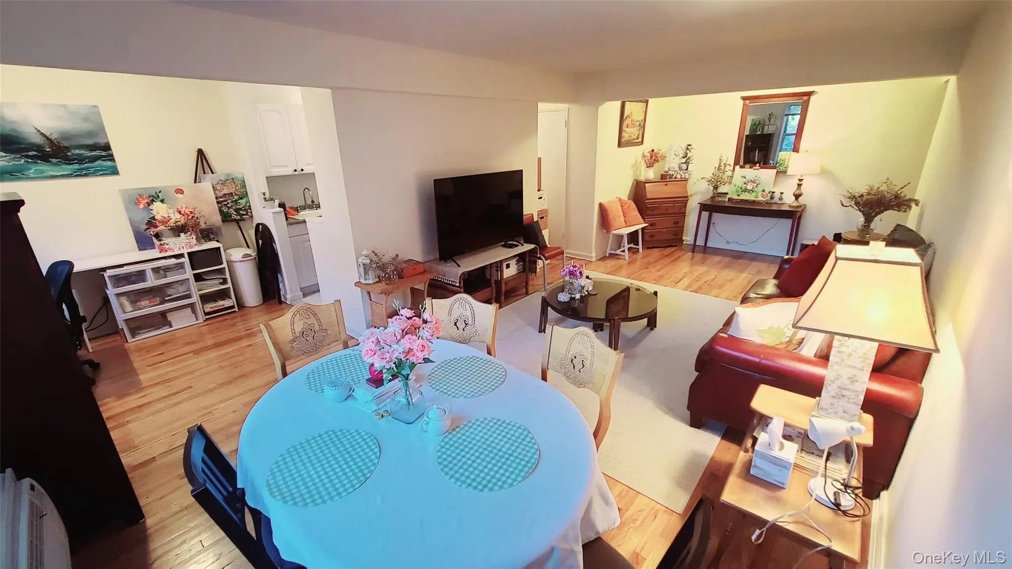 66-15 Thornton Place, New York, NY, 1 Bedroom Bedrooms, 3 Rooms Rooms,1 BathroomBathrooms,Residential Lease,For Rent,Thornton,0,991806 66-15 Thornton Place, New York, NY, 1 Bedroom Bedrooms, 3 Rooms Rooms,1 BathroomBathrooms,Residential Lease,For Rent,Thornton,0,991806