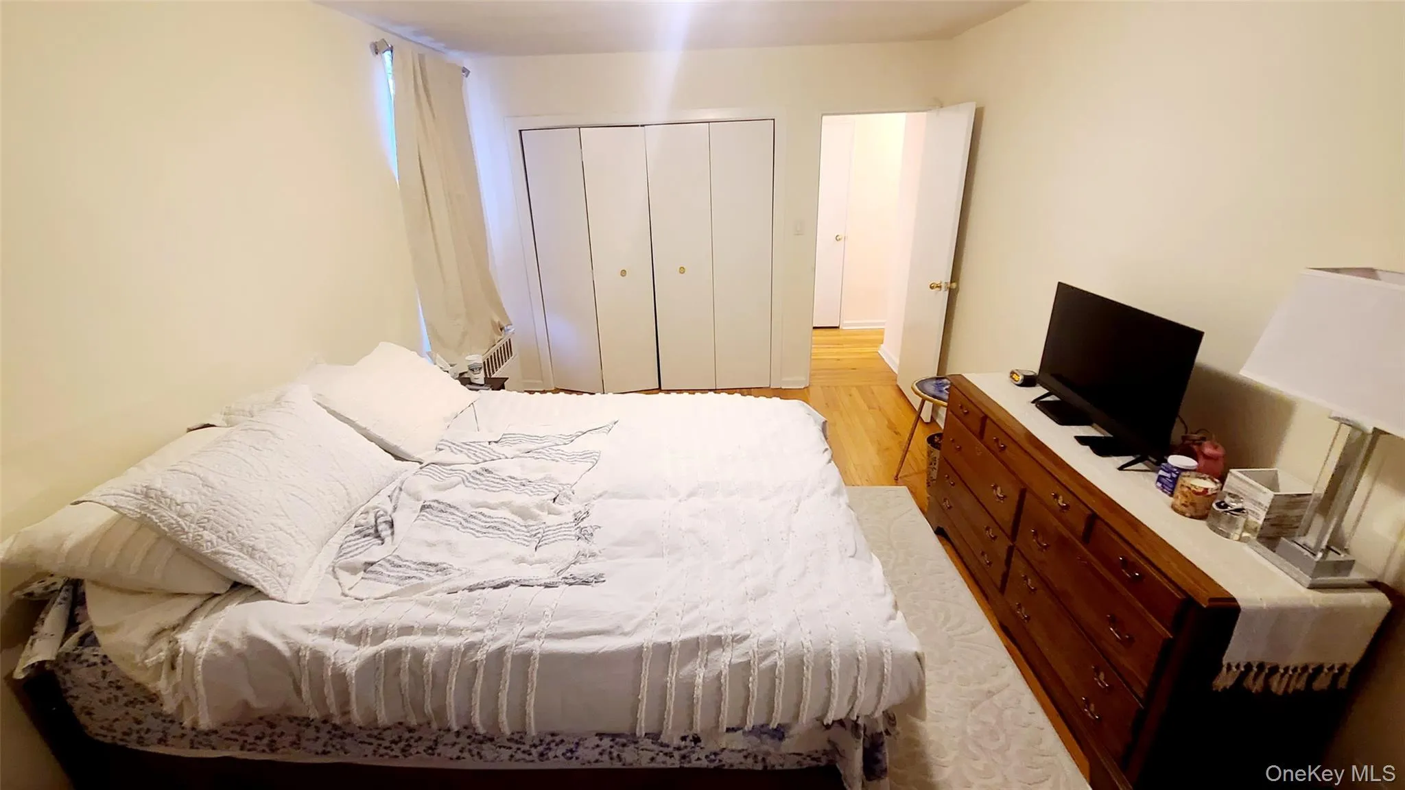 66-15 Thornton Place, New York, NY, 1 Bedroom Bedrooms, 3 Rooms Rooms,1 BathroomBathrooms,Residential Lease,For Rent,Thornton,0,991806 66-15 Thornton Place, New York, NY, 1 Bedroom Bedrooms, 3 Rooms Rooms,1 BathroomBathrooms,Residential Lease,For Rent,Thornton,0,991806