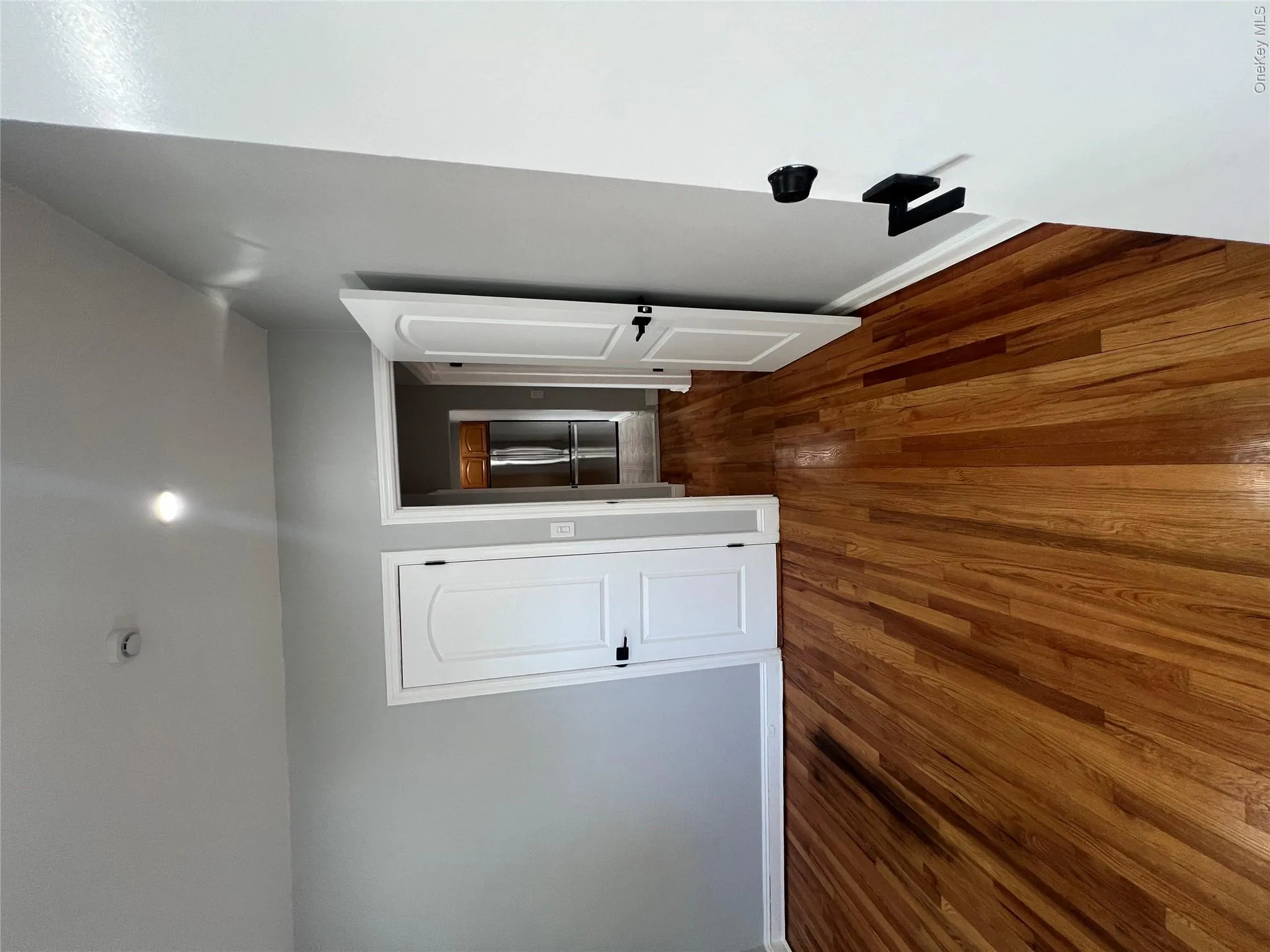 170-31 Grand Central Parkway, New York, NY, 3 Bedrooms Bedrooms, 6 Rooms Rooms,1 BathroomBathrooms,Residential Lease,For Rent,Grand Central,0,991814 170-31 Grand Central Parkway, New York, NY, 3 Bedrooms Bedrooms, 6 Rooms Rooms,1 BathroomBathrooms,Residential Lease,For Rent,Grand Central,0,991814