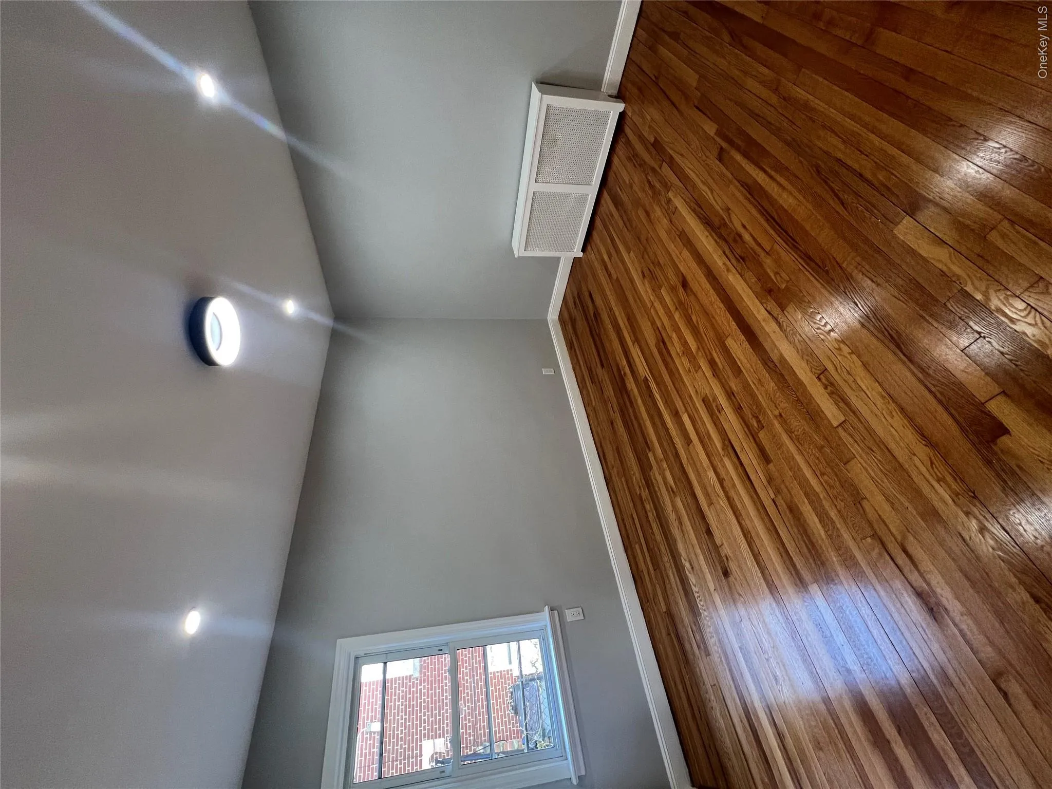 170-31 Grand Central Parkway, New York, NY, 3 Bedrooms Bedrooms, 6 Rooms Rooms,1 BathroomBathrooms,Residential Lease,For Rent,Grand Central,0,991814 170-31 Grand Central Parkway, New York, NY, 3 Bedrooms Bedrooms, 6 Rooms Rooms,1 BathroomBathrooms,Residential Lease,For Rent,Grand Central,0,991814