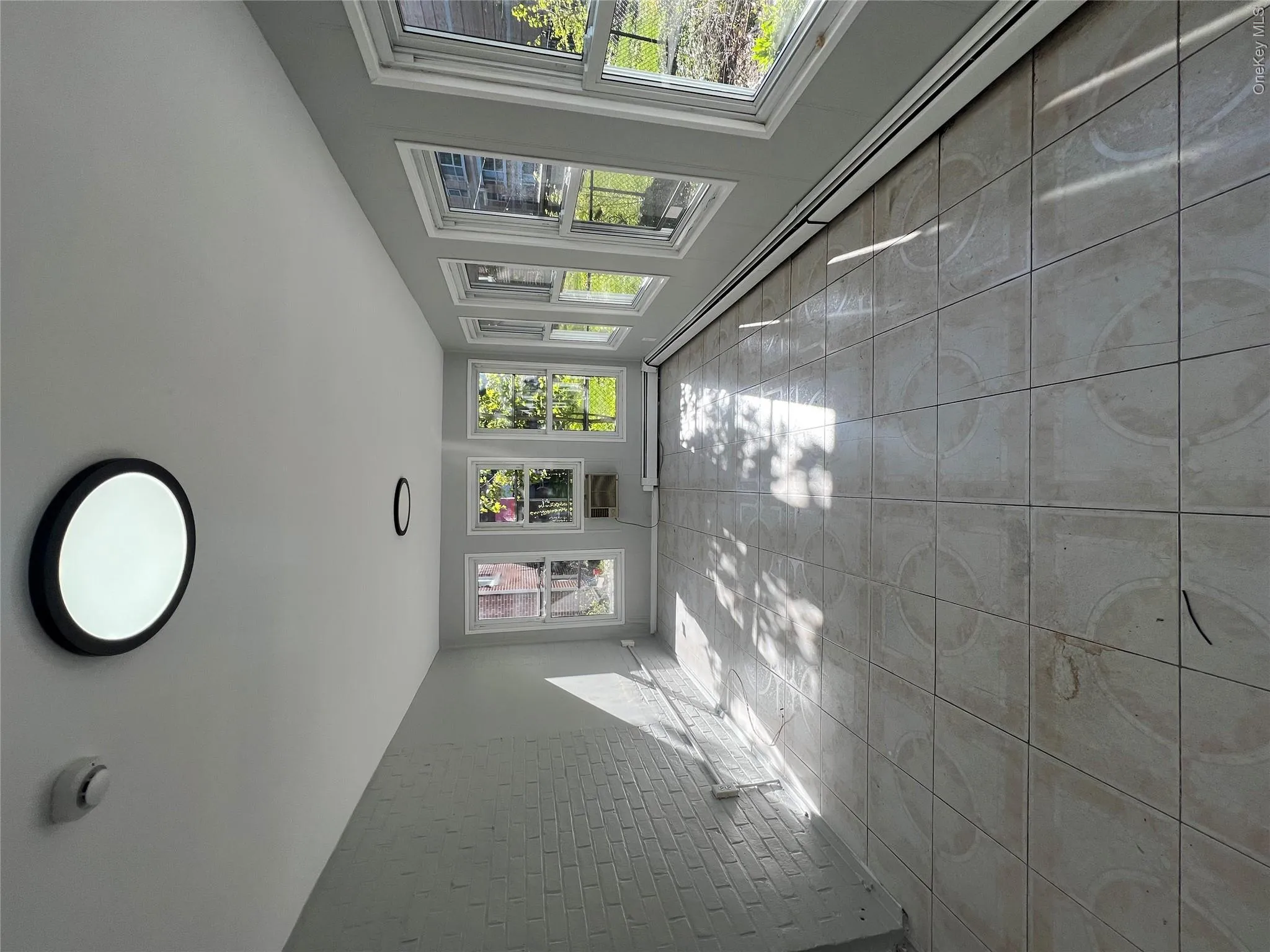170-31 Grand Central Parkway, New York, NY, 3 Bedrooms Bedrooms, 6 Rooms Rooms,1 BathroomBathrooms,Residential Lease,For Rent,Grand Central,0,991814 170-31 Grand Central Parkway, New York, NY, 3 Bedrooms Bedrooms, 6 Rooms Rooms,1 BathroomBathrooms,Residential Lease,For Rent,Grand Central,0,991814
