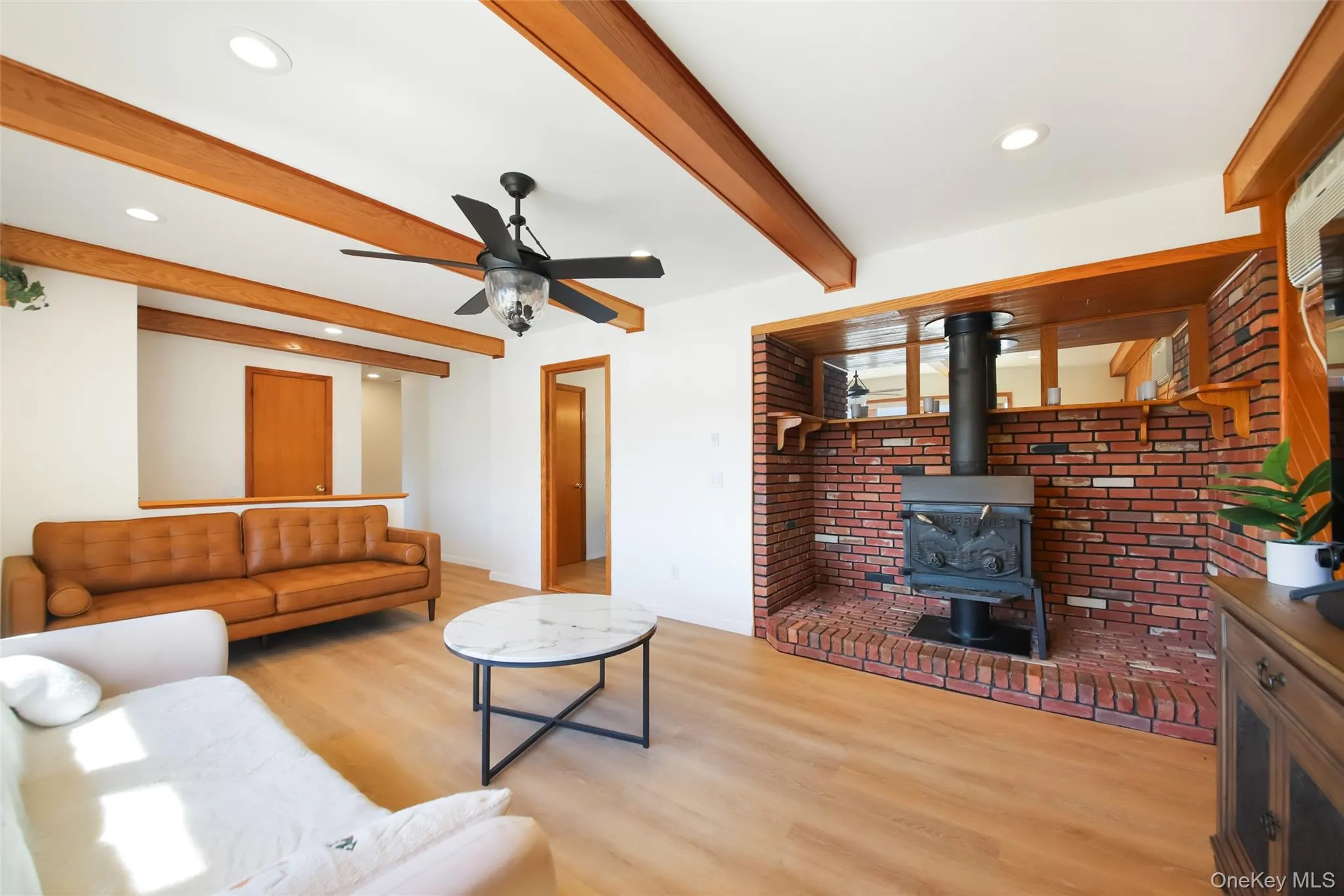 621 Jersey Avenue, Warwick (town), NY, 4 Bedrooms Bedrooms, 5 Rooms Rooms,1 BathroomBathrooms,Residential,For Rent,Jersey,0,991815 621 Jersey Avenue, Warwick (town), NY, 4 Bedrooms Bedrooms, 5 Rooms Rooms,1 BathroomBathrooms,Residential,For Rent,Jersey,0,991815