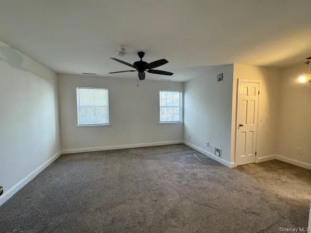 404 Sara Circle, Brookhaven, NY, 2 Bedrooms Bedrooms, 3 Rooms Rooms,2 BathroomsBathrooms,Residential Lease,For Rent,Sara,0,991842 404 Sara Circle, Brookhaven, NY, 2 Bedrooms Bedrooms, 3 Rooms Rooms,2 BathroomsBathrooms,Residential Lease,For Rent,Sara,0,991842
