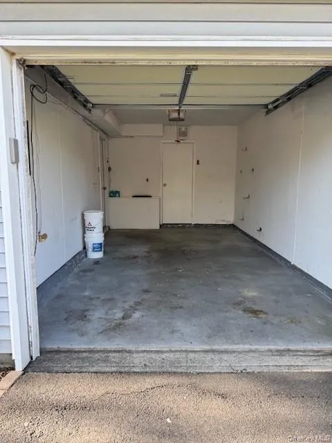 404 Sara Circle, Brookhaven, NY, 2 Bedrooms Bedrooms, 3 Rooms Rooms,2 BathroomsBathrooms,Residential Lease,For Rent,Sara,0,991842 404 Sara Circle, Brookhaven, NY, 2 Bedrooms Bedrooms, 3 Rooms Rooms,2 BathroomsBathrooms,Residential Lease,For Rent,Sara,0,991842