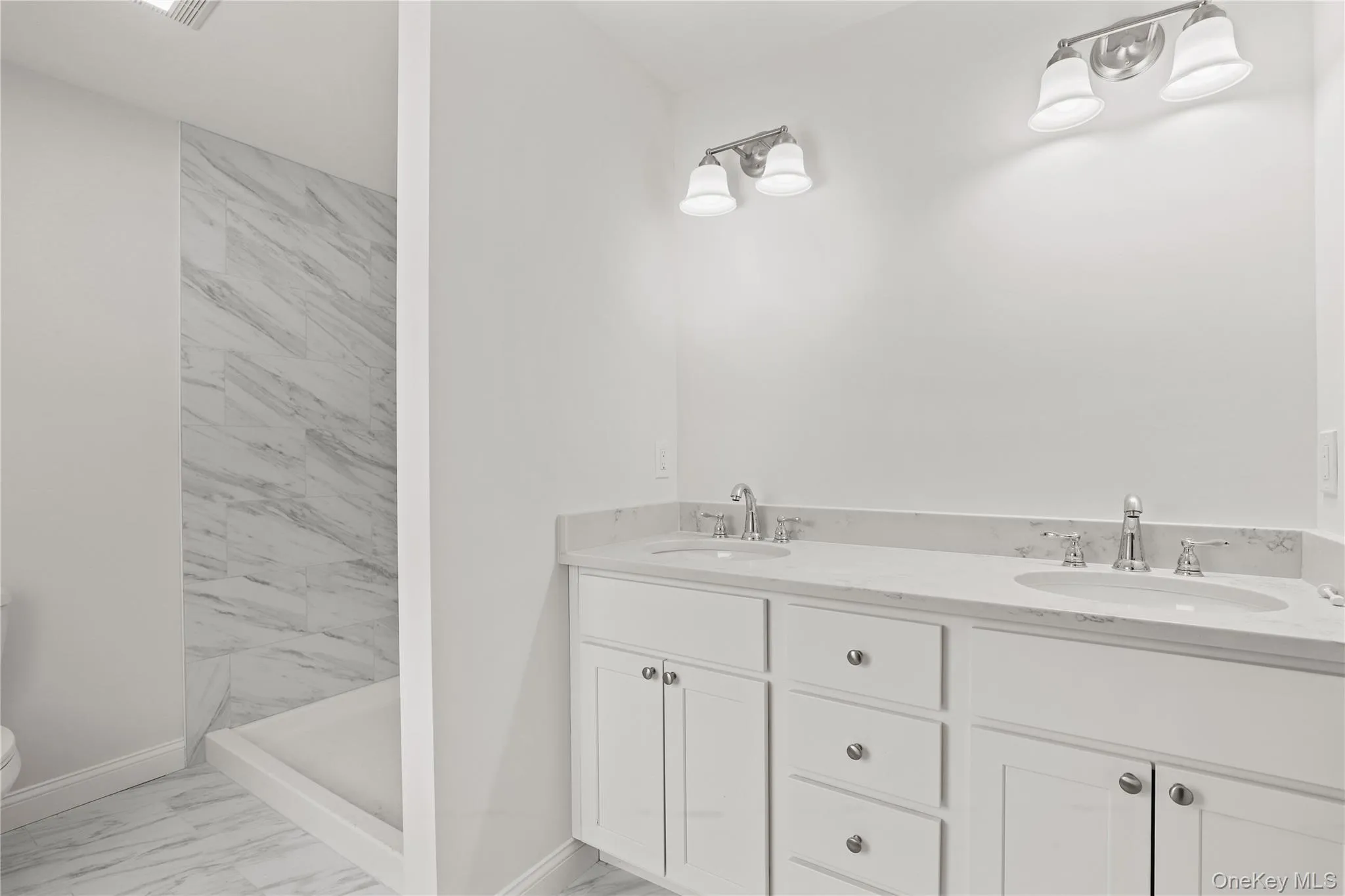 Master Bath #107 Master Bath #107