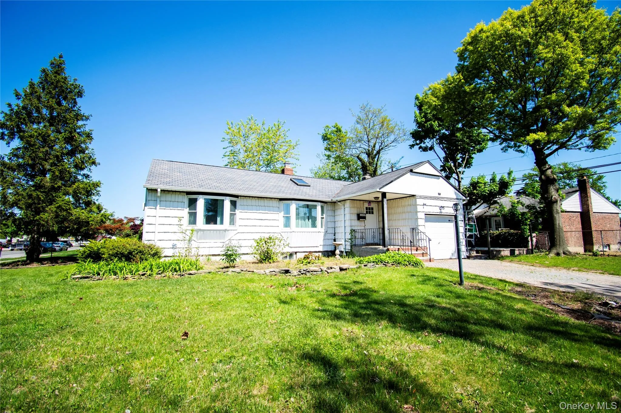 650 Bryant Street, Hempstead, NY, 3 Bedrooms Bedrooms, 8 Rooms Rooms,2 BathroomsBathrooms,Residential,For Rent,Bryant,0,991881 650 Bryant Street, Hempstead, NY, 3 Bedrooms Bedrooms, 8 Rooms Rooms,2 BathroomsBathrooms,Residential,For Rent,Bryant,0,991881