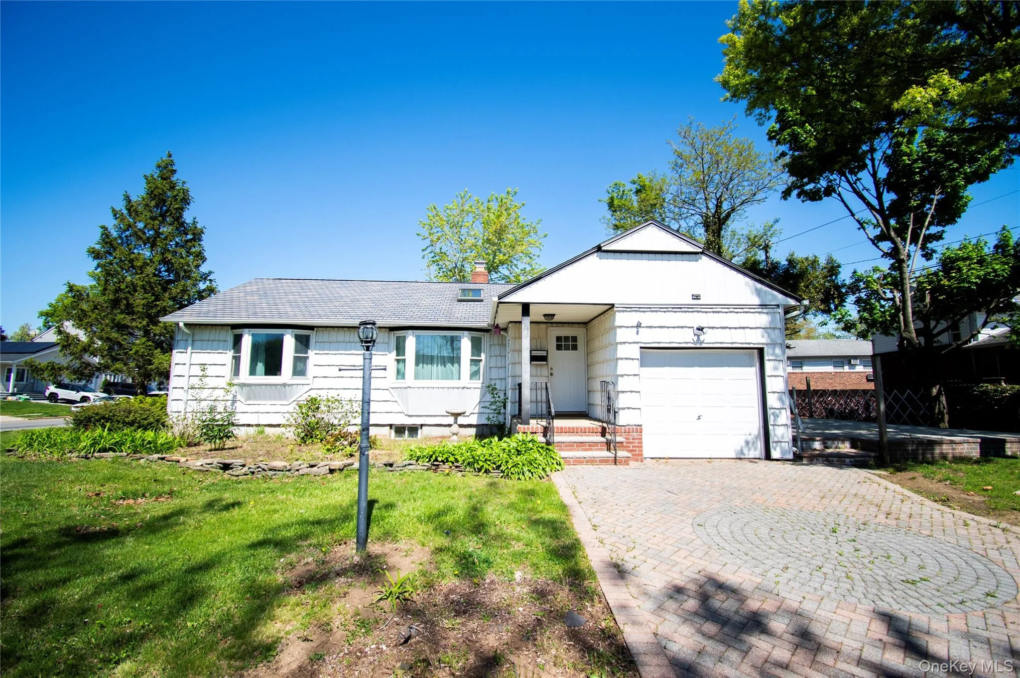 650 Bryant Street, Hempstead, NY, 3 Bedrooms Bedrooms, 8 Rooms Rooms,2 BathroomsBathrooms,Residential,For Rent,Bryant,0,991881 650 Bryant Street, Hempstead, NY, 3 Bedrooms Bedrooms, 8 Rooms Rooms,2 BathroomsBathrooms,Residential,For Rent,Bryant,0,991881