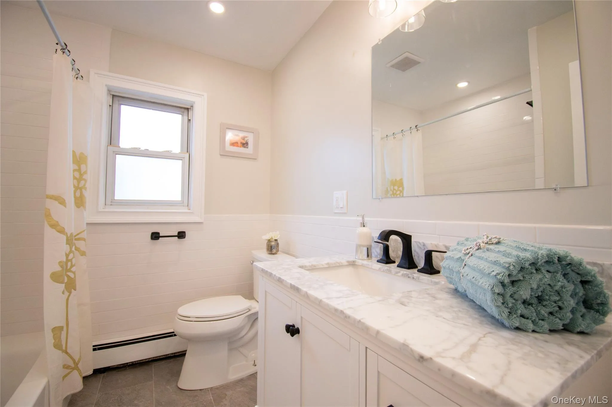 650 Bryant Street, Hempstead, NY, 3 Bedrooms Bedrooms, 8 Rooms Rooms,2 BathroomsBathrooms,Residential,For Rent,Bryant,0,991881 650 Bryant Street, Hempstead, NY, 3 Bedrooms Bedrooms, 8 Rooms Rooms,2 BathroomsBathrooms,Residential,For Rent,Bryant,0,991881
