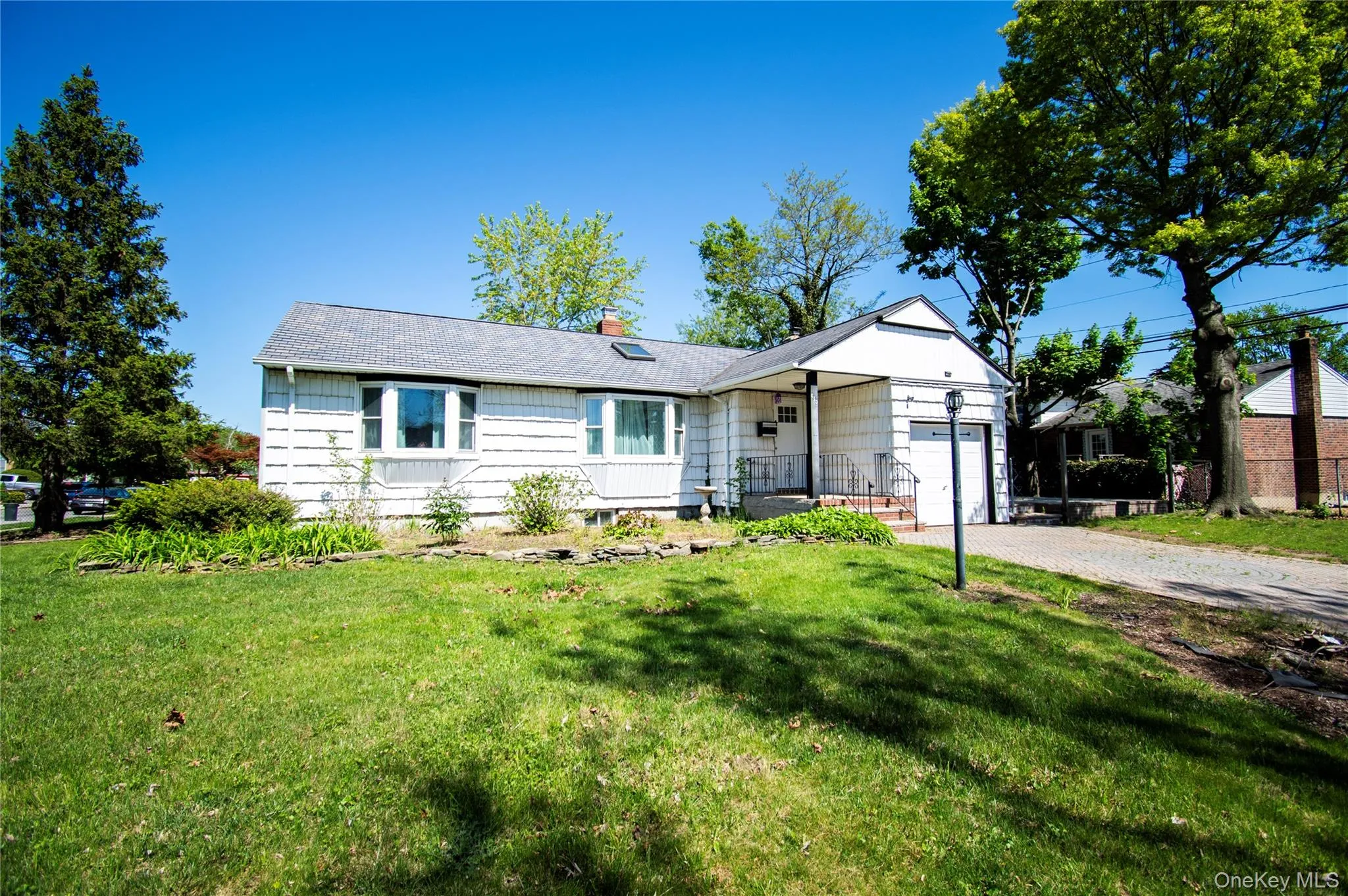 650 Bryant Street, Hempstead, NY, 3 Bedrooms Bedrooms, 8 Rooms Rooms,2 BathroomsBathrooms,Residential,For Rent,Bryant,0,991881 650 Bryant Street, Hempstead, NY, 3 Bedrooms Bedrooms, 8 Rooms Rooms,2 BathroomsBathrooms,Residential,For Rent,Bryant,0,991881