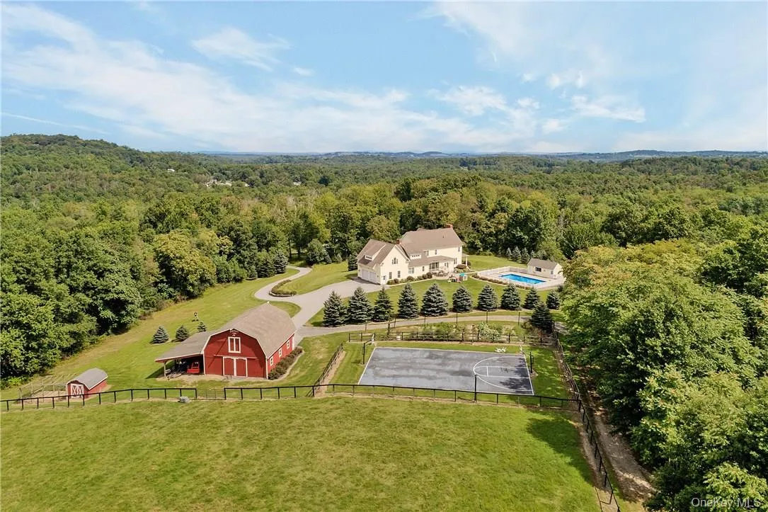 32 Old Chester Road, Goshen, NY, 6 Bedrooms Bedrooms, 11 Rooms Rooms,3 BathroomsBathrooms,Residential,For Rent,Old Chester,0,991885 32 Old Chester Road, Goshen, NY, 6 Bedrooms Bedrooms, 11 Rooms Rooms,3 BathroomsBathrooms,Residential,For Rent,Old Chester,0,991885